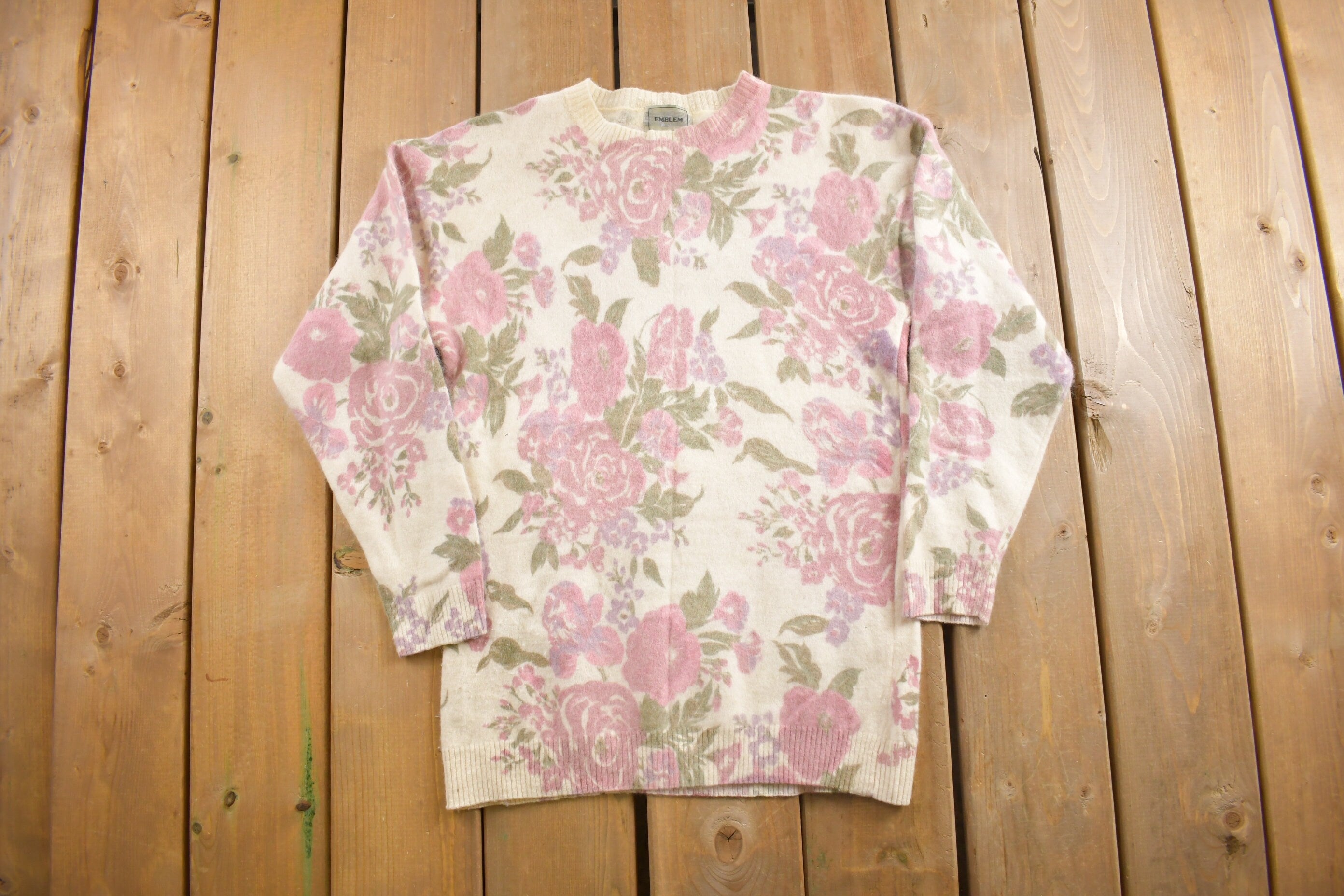 Vintage 1990s Emblem Floral Knitted Crewneck Sweater