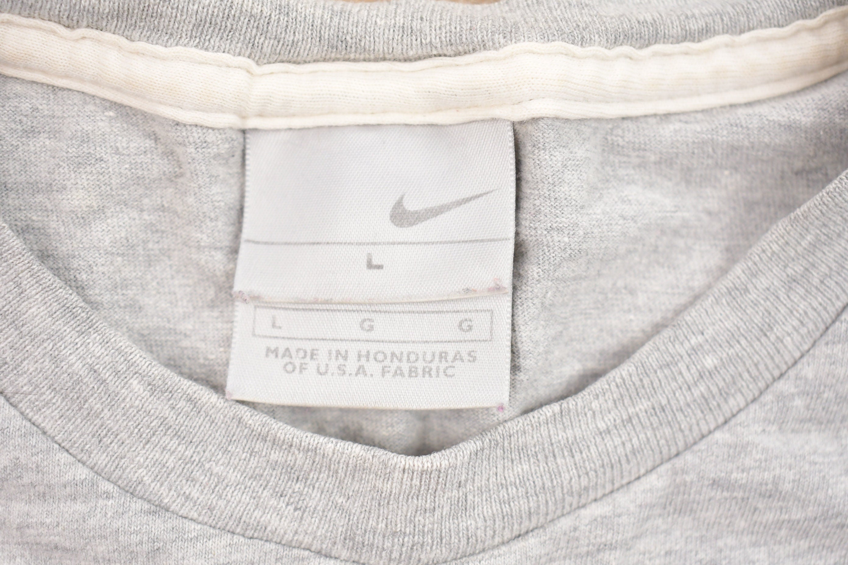 Vintage 1990s Nike Swoosh Basic T-Shirt