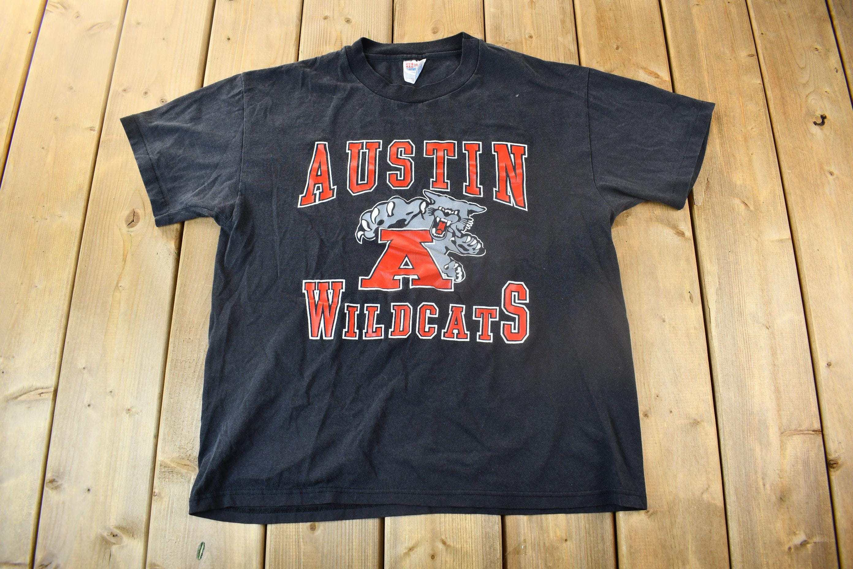 Vintage 1990s Austin Wildcats Graphic T-Shirt