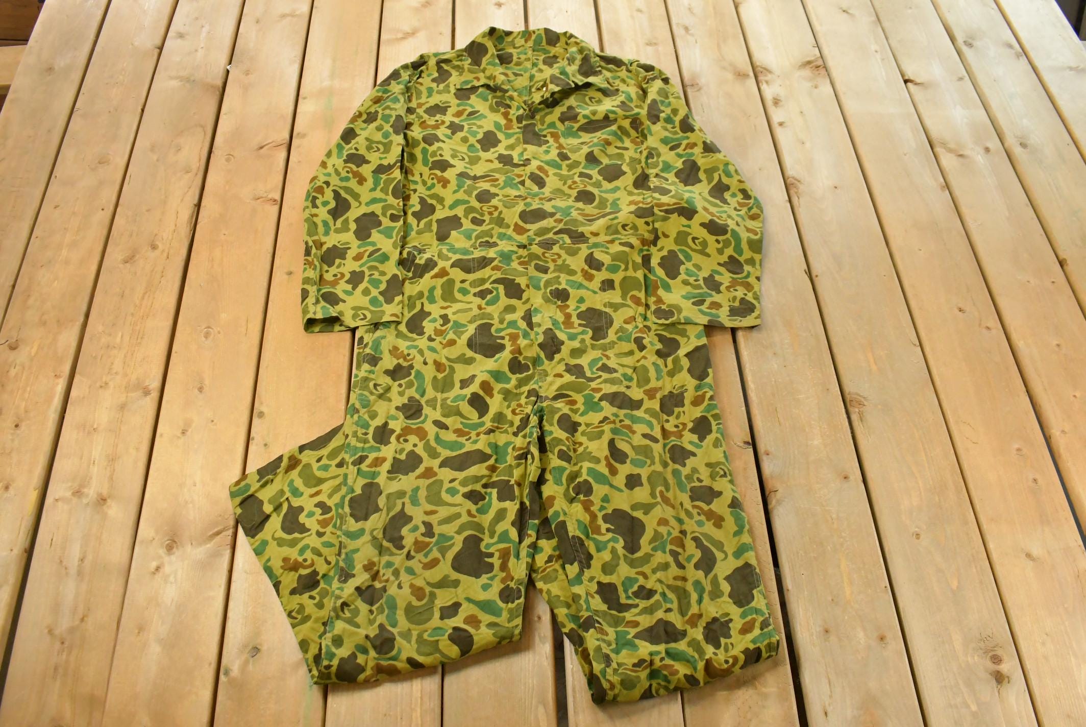Vintage 1980s Duck Camo Coveralls Men's 40 x 30 / 80s Hunting Coveralls / Workwear / One Piece Jumpsuit / Lightweight