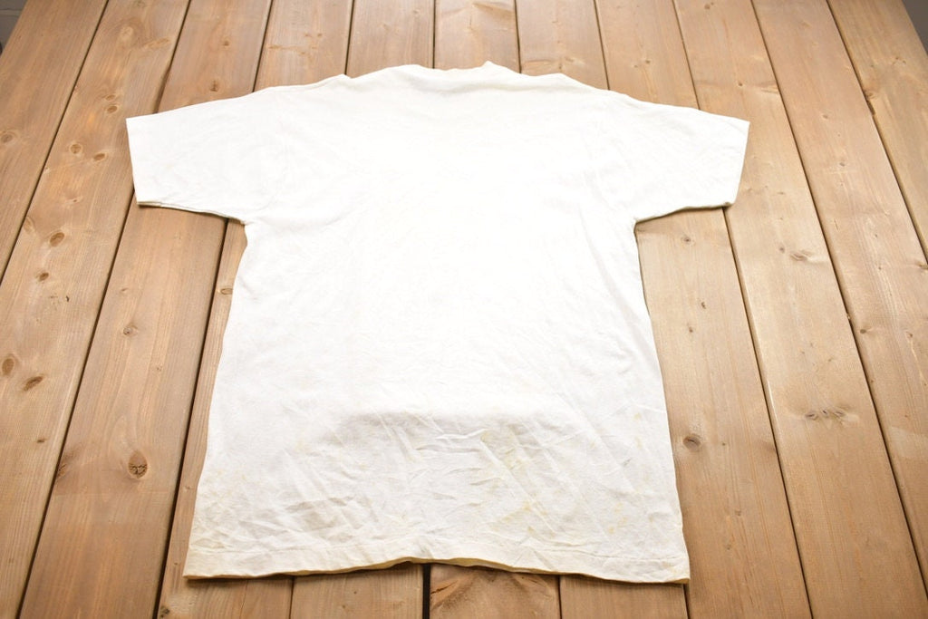 Vintage 1990s Fruit Of The Loom Friends Forever Graphic T-Shirt /