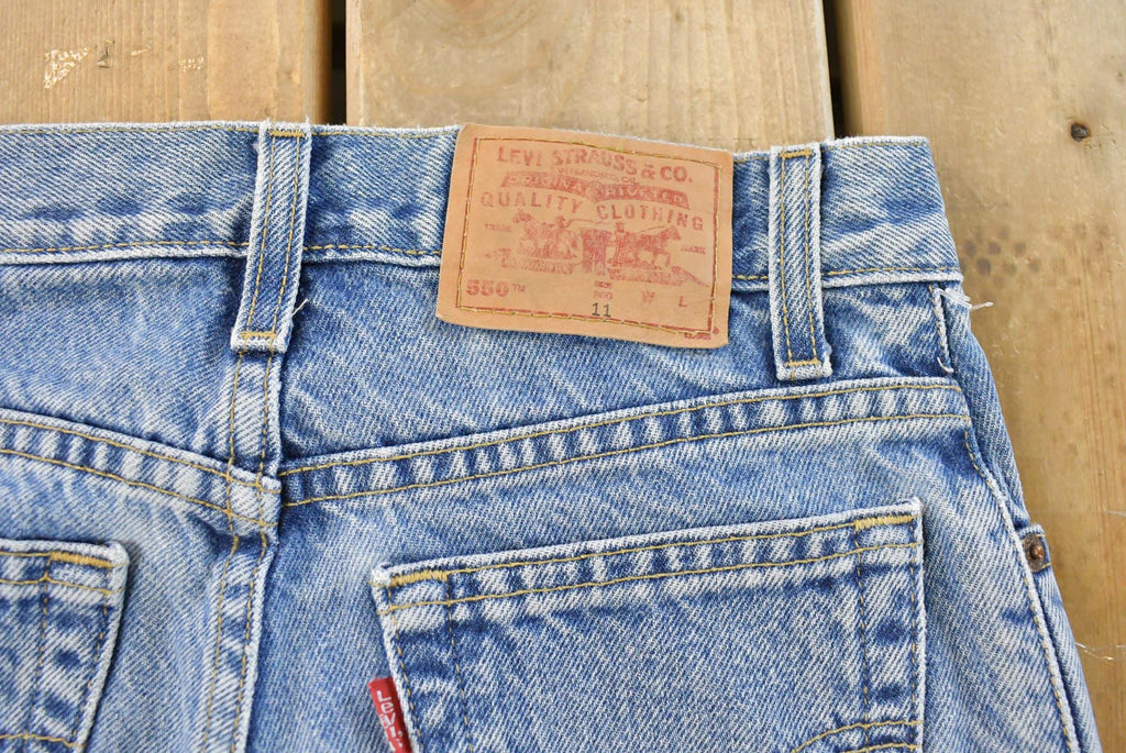 Vintage 1990s Levi's 550 Relaxed Fit Denim Jeans Women's 25 x 25 / 90s Levi's / Streetwear