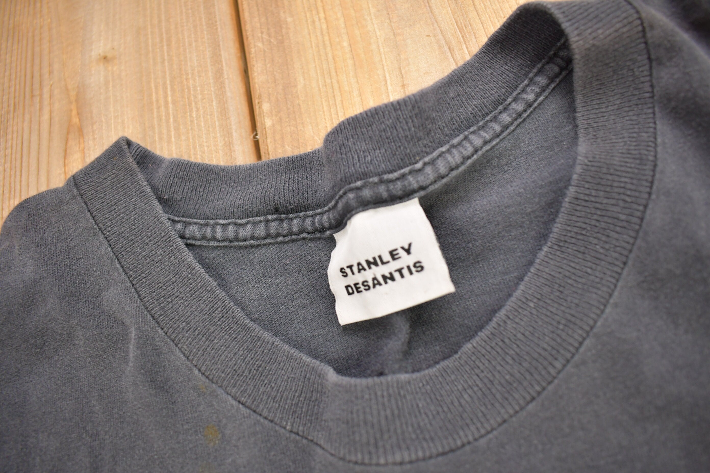 Vintage 1990s Gone With The Wind Graphic Stanley Desantis T Shirt