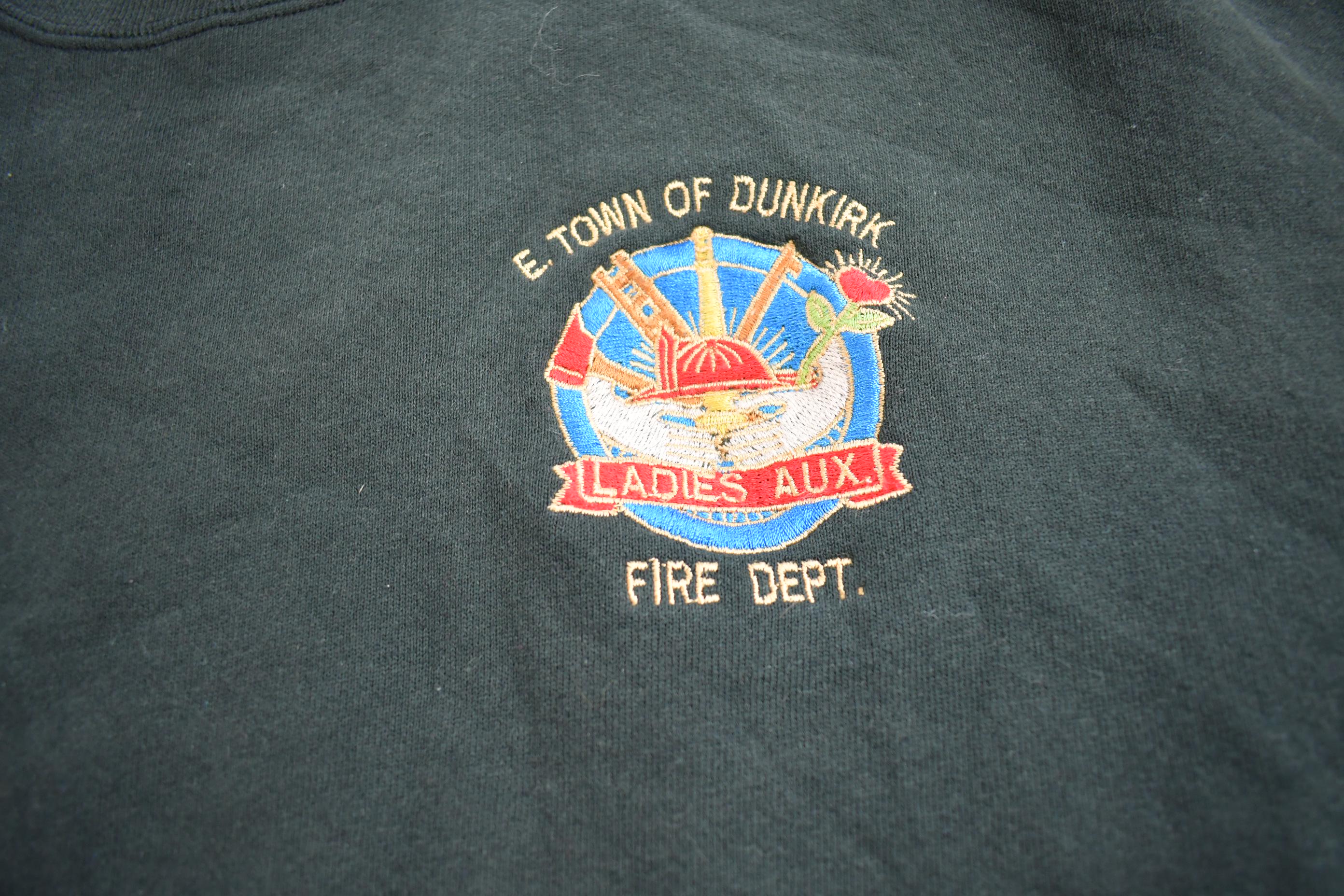 Vintage 1990s Dunkirk Ladies Aux Fire Dept Embroidered Souvenir Travel Crewneck Sweatshirt Made In USA