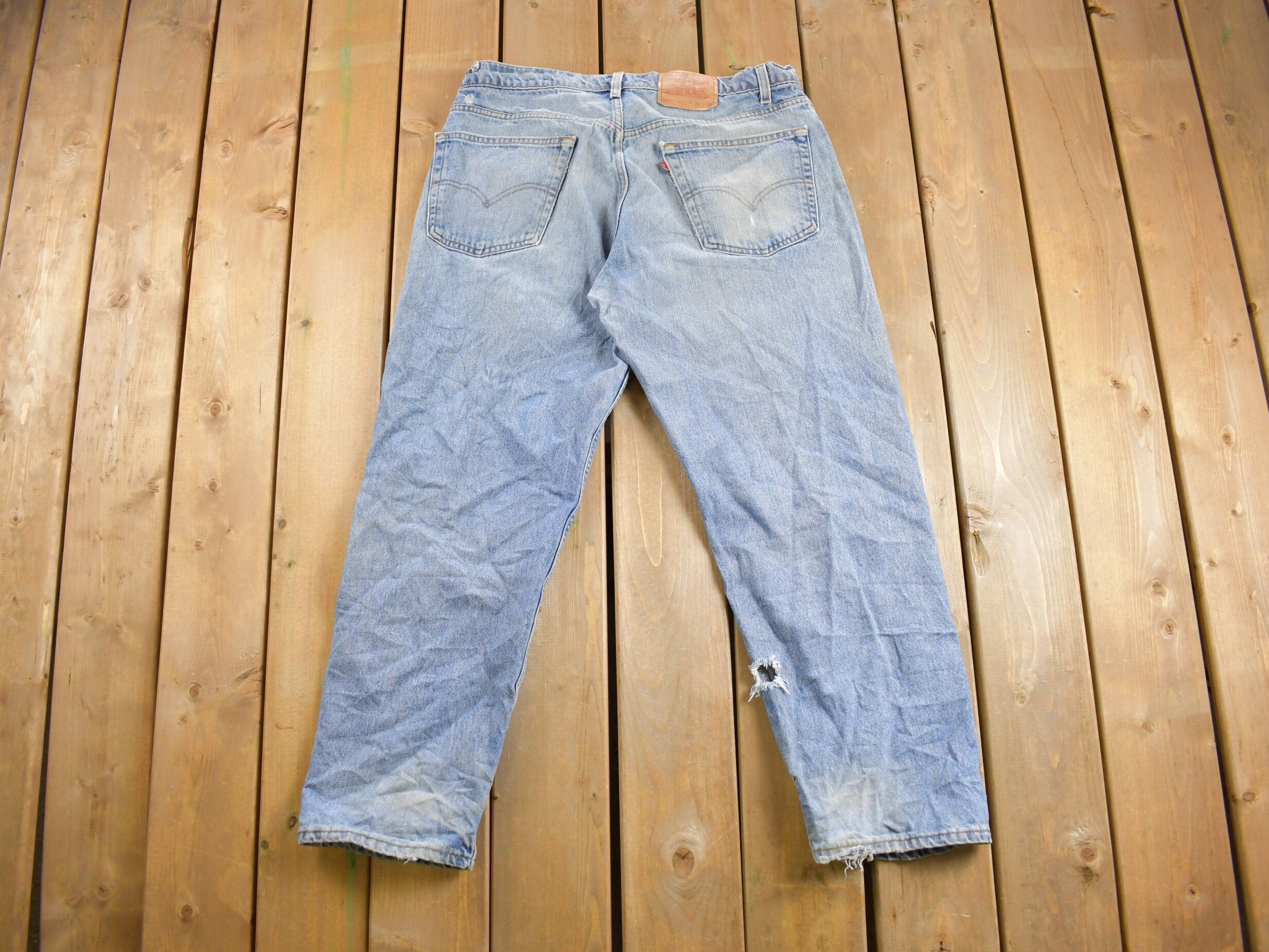 Vintage 1990s Levi's 565 Red Tab Denim Jeans Size 38 x 30