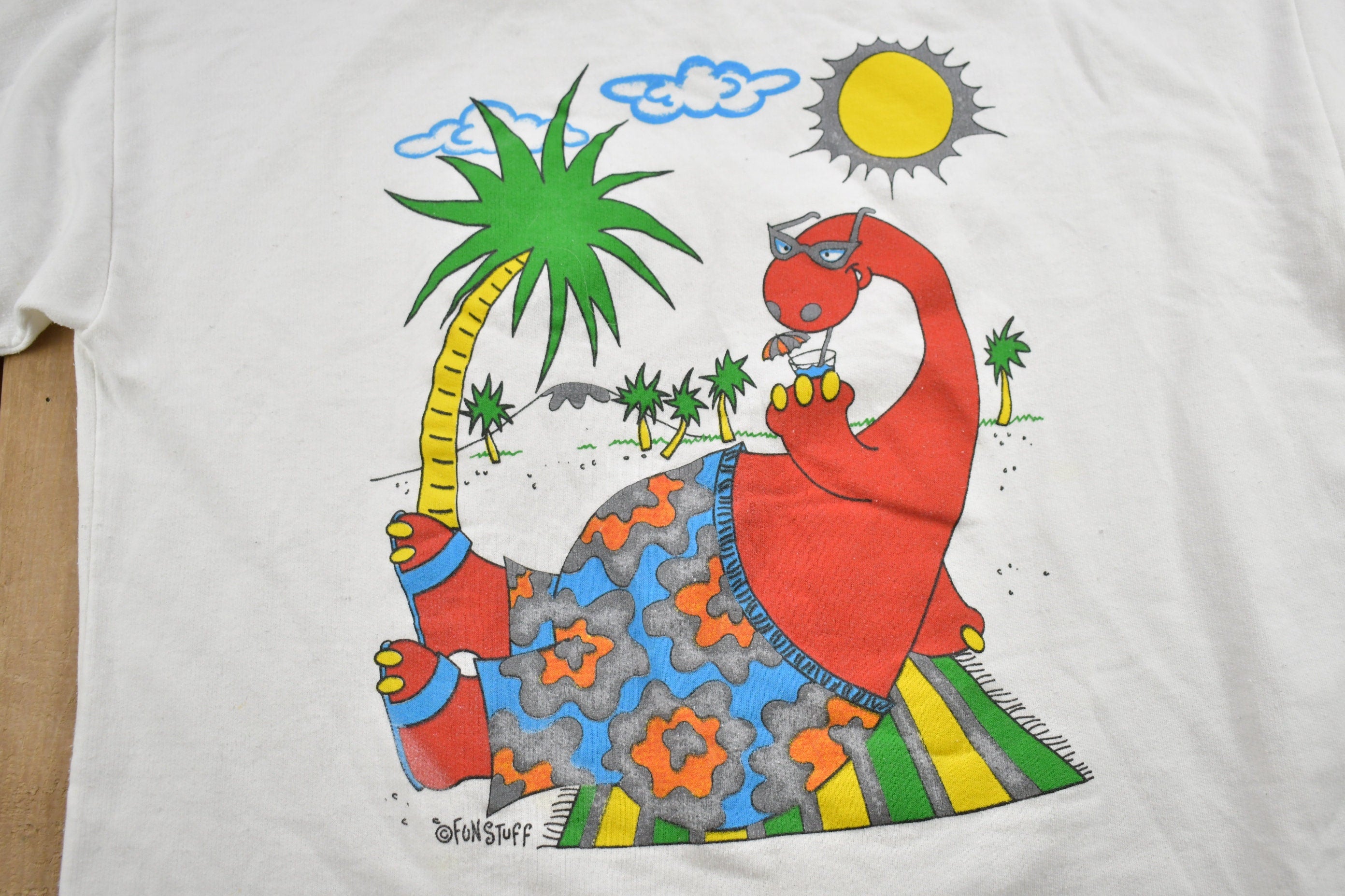 Vintage 1990s Fun Stuff NY Dinosaur Theme Crewneck Short Sleeve Sweatshirt