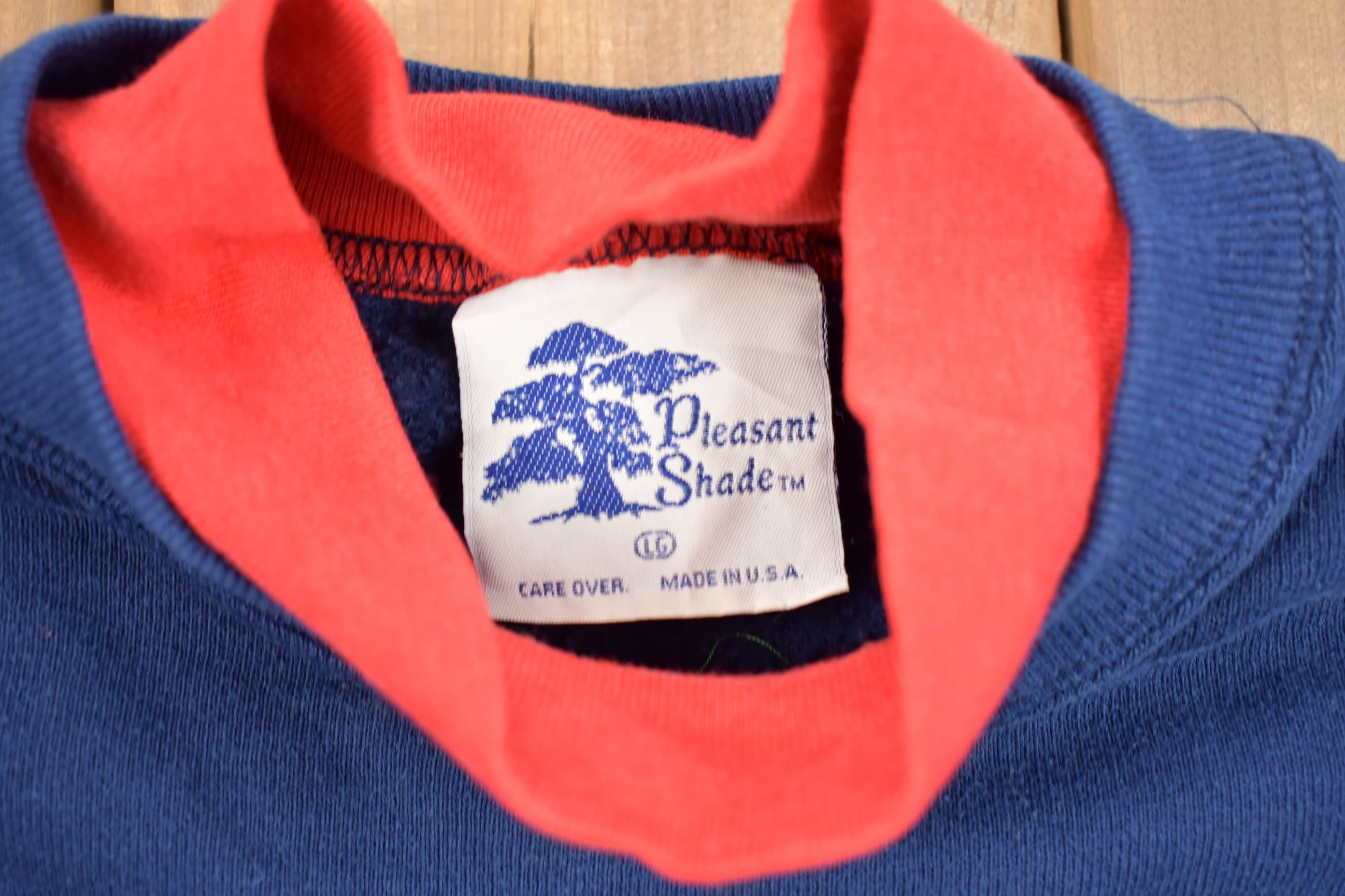 Vintage 1990s Cardinal Bird Tree Crewneck