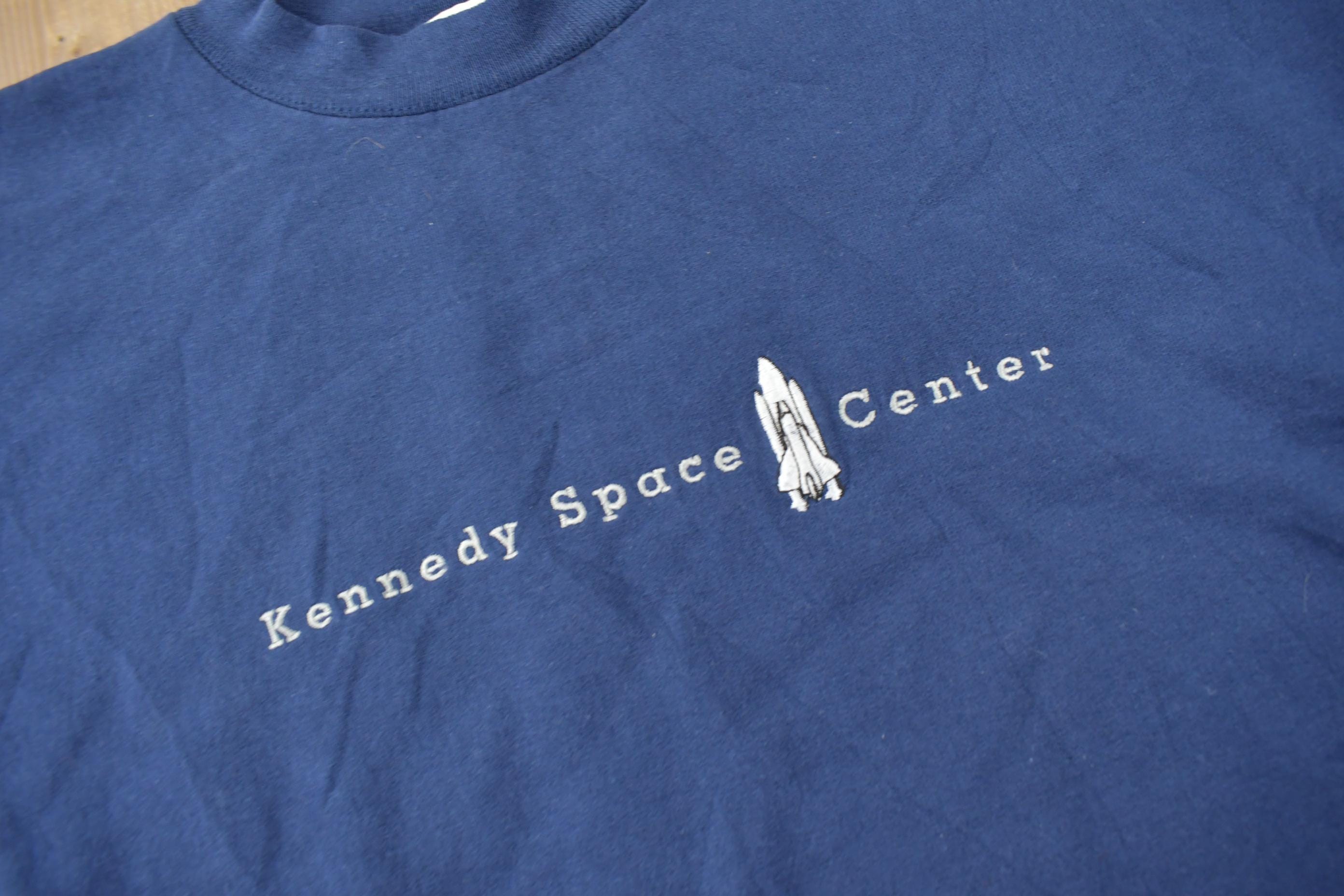 Vintage 1990s Kennedy Space Center Embroidered Crewneck Sweatshirt Made In USA