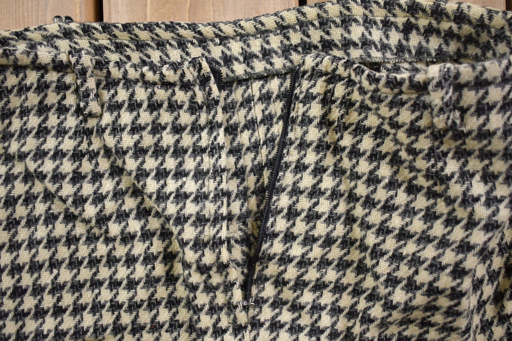 Vintage 1980's Leon Levin Hounds Tooth Skirt