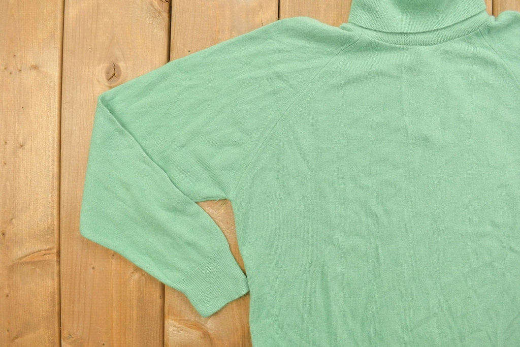 Vintage 1990s Green Knit Sweater