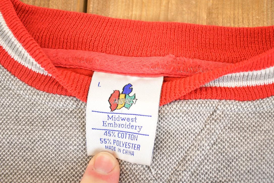 Vintage 1990s Indiana Hoosiers Crewneck Sweatshirt Men's L  NCAA College Spellout  90s Minnesota Embroidery Collegiate Sweater