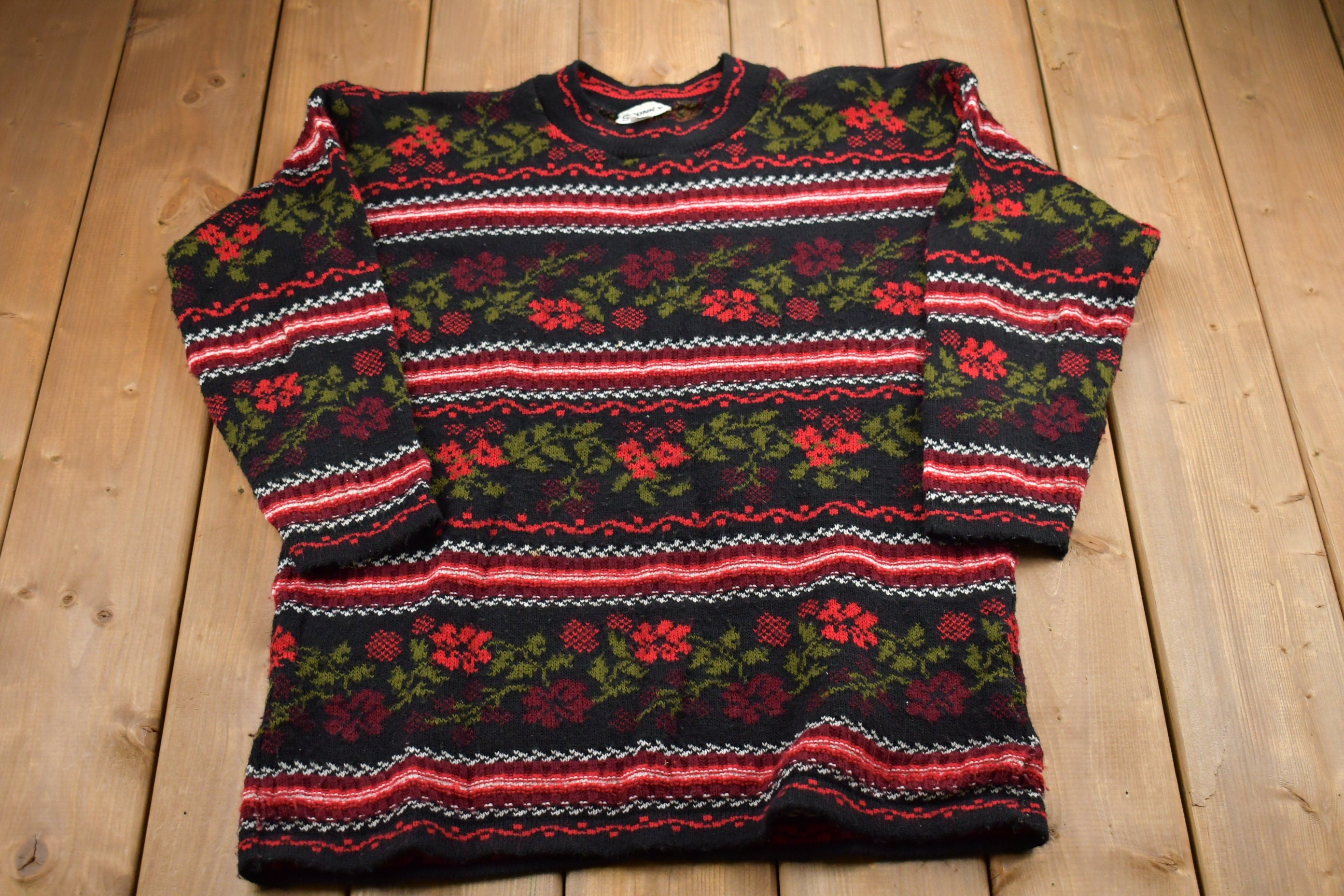 Vintage 1990s Floral Print Spunky Knitted Sweater
