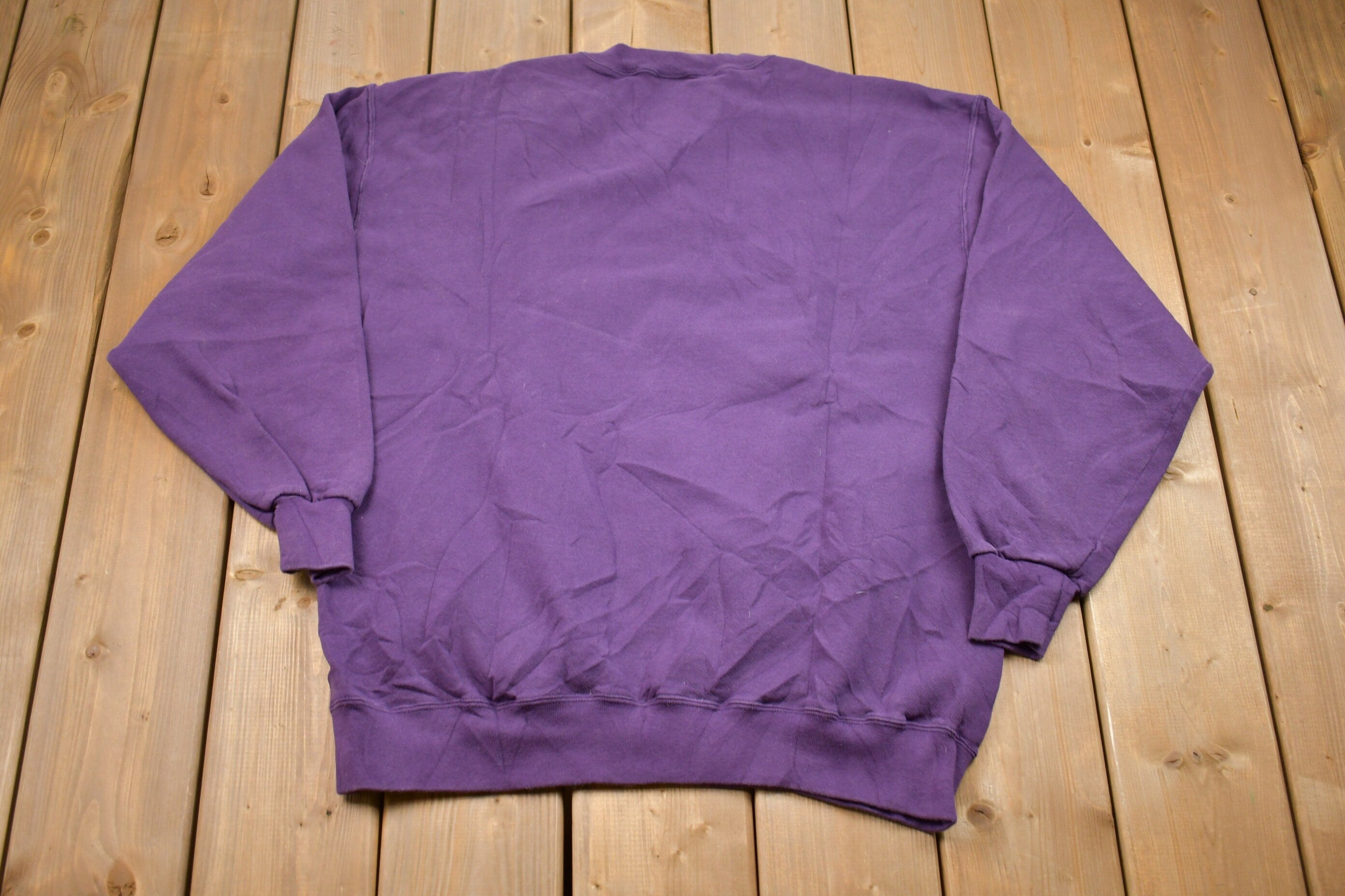 Vintage 1990s Russell Basic Crewneck Sweatshirt