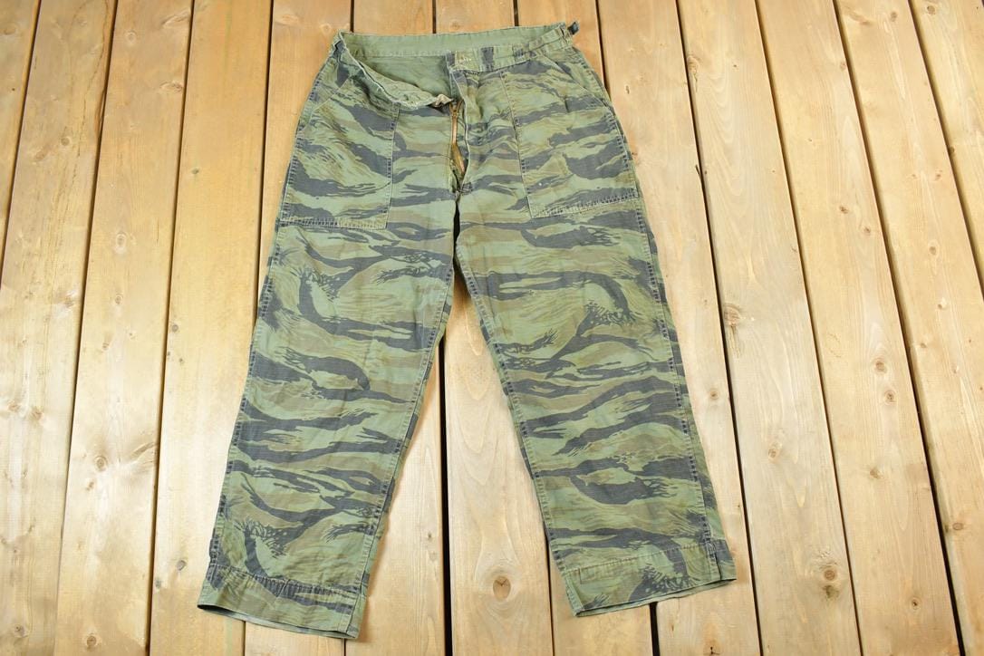 Vintage 1990s Army Tiger Camouflage Cargo Pants Size 28