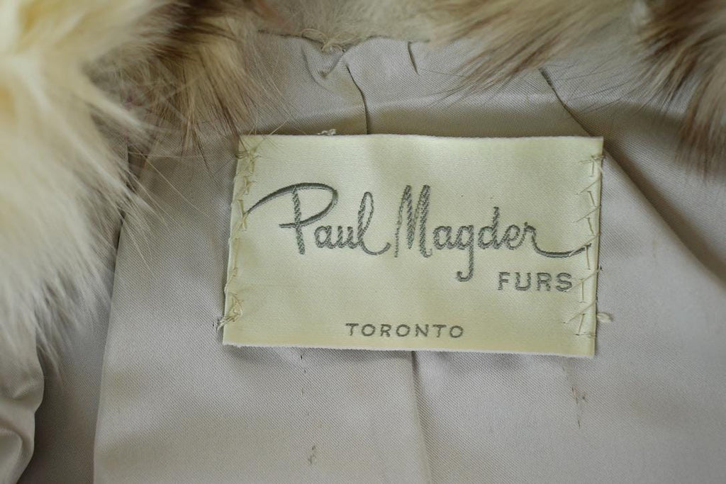 Vintage 1970s Shadow Blue Frost Fox Fur Coat Paul Magdon 42 Inch Bust