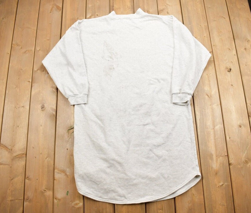 Vintage 1990s Woolrich 'Just a quick snack' Crewneck Long Sweater