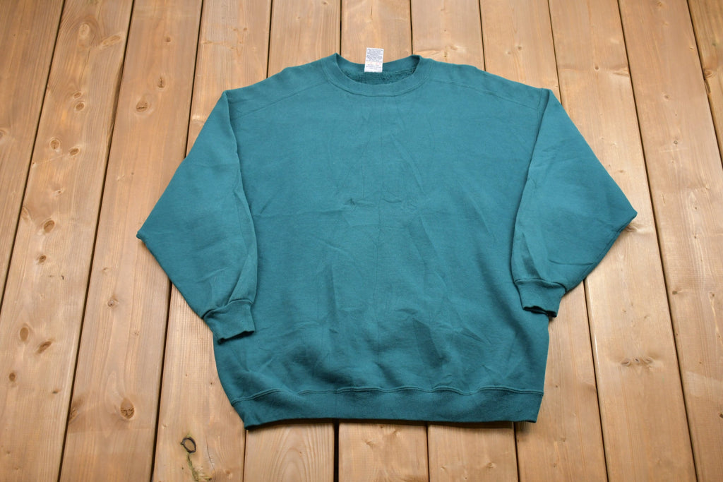 Vintage 1990s Chic Basic Essentials Crewneck Sweatshirt