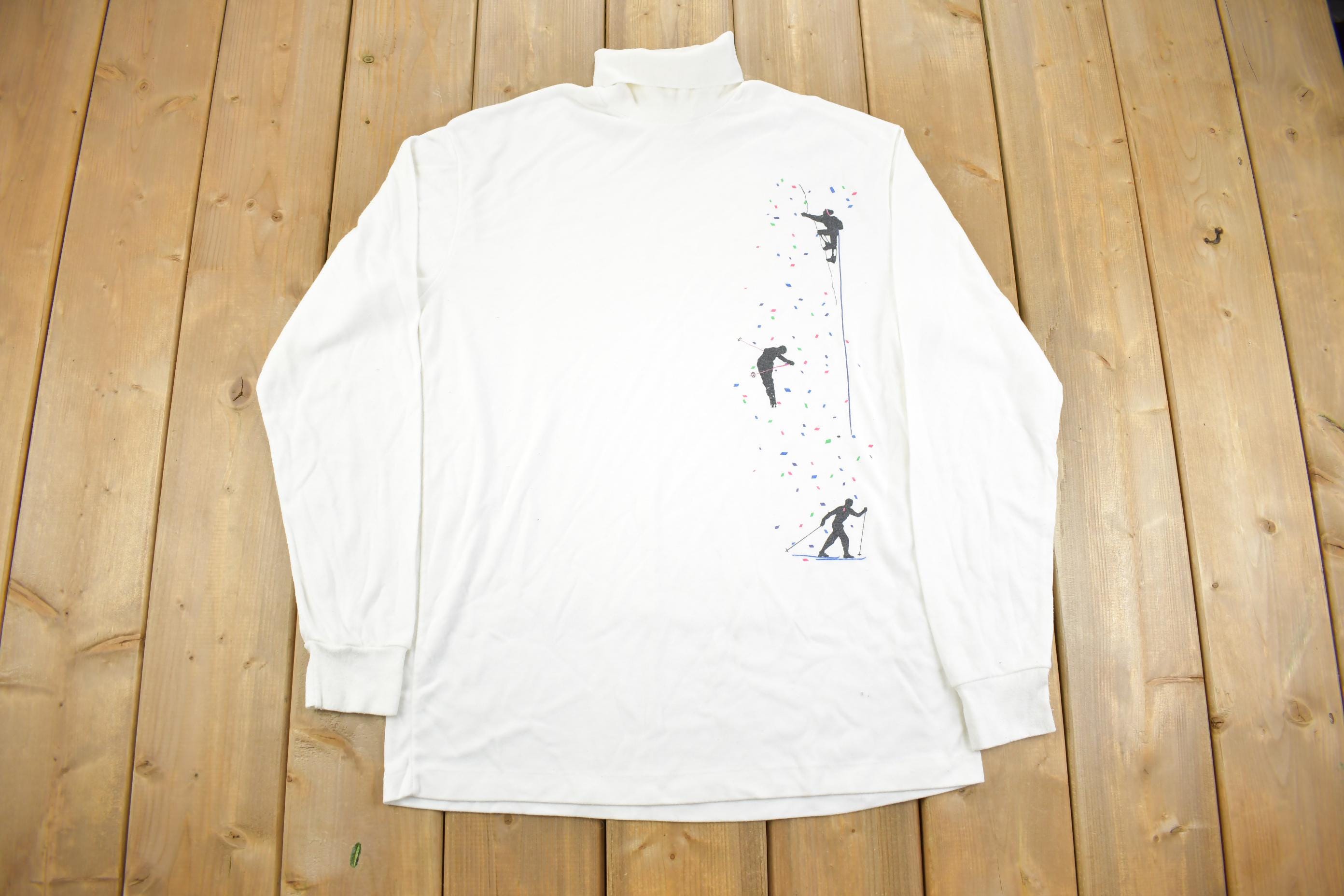 Vintage 1990s Igloo Winter Sports Turtle Neck