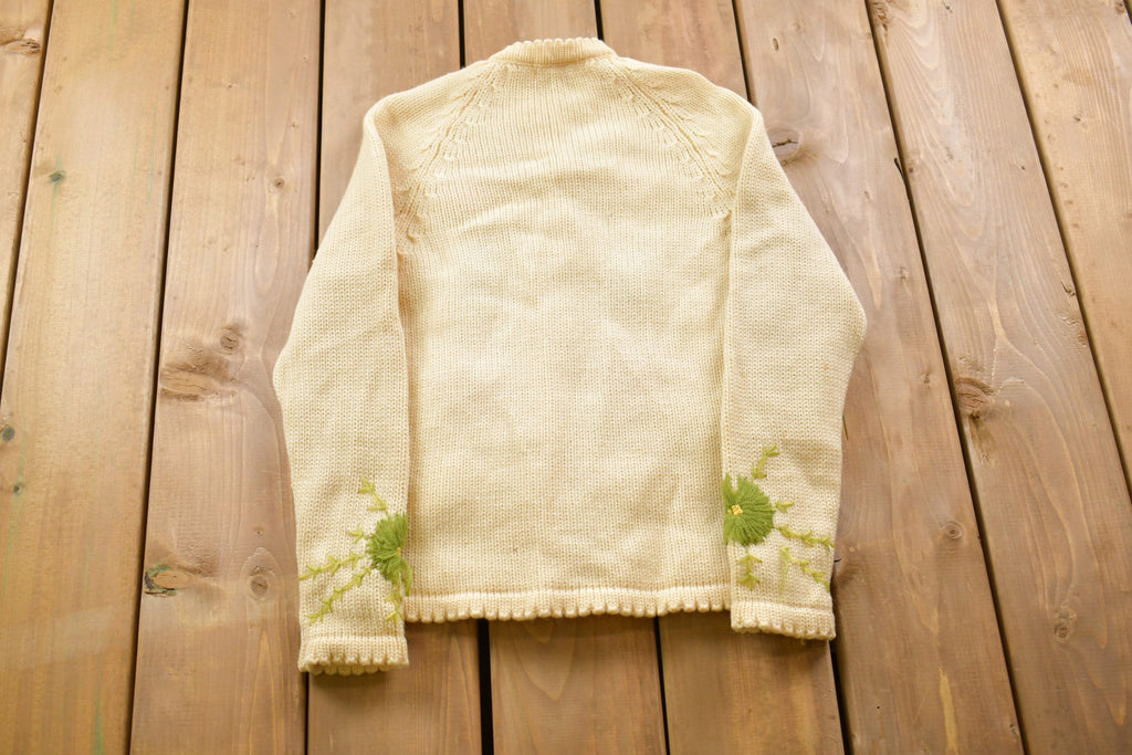 Vintage 1960s Fully Fashioned Floral Graphic Cardigan Sweater