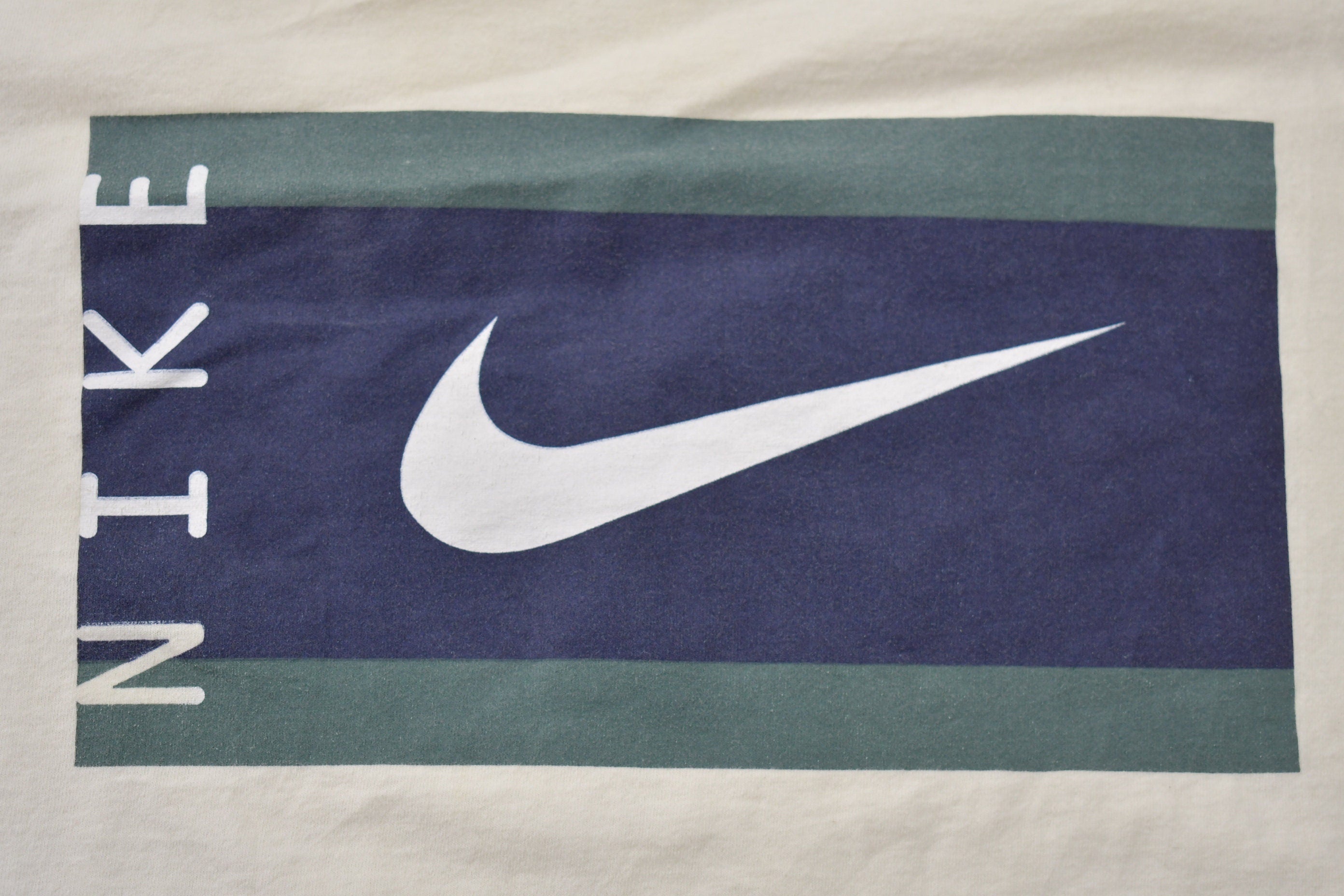 Vintage 1990s Nike Middle Swoosh Big Graphic T-Shirt