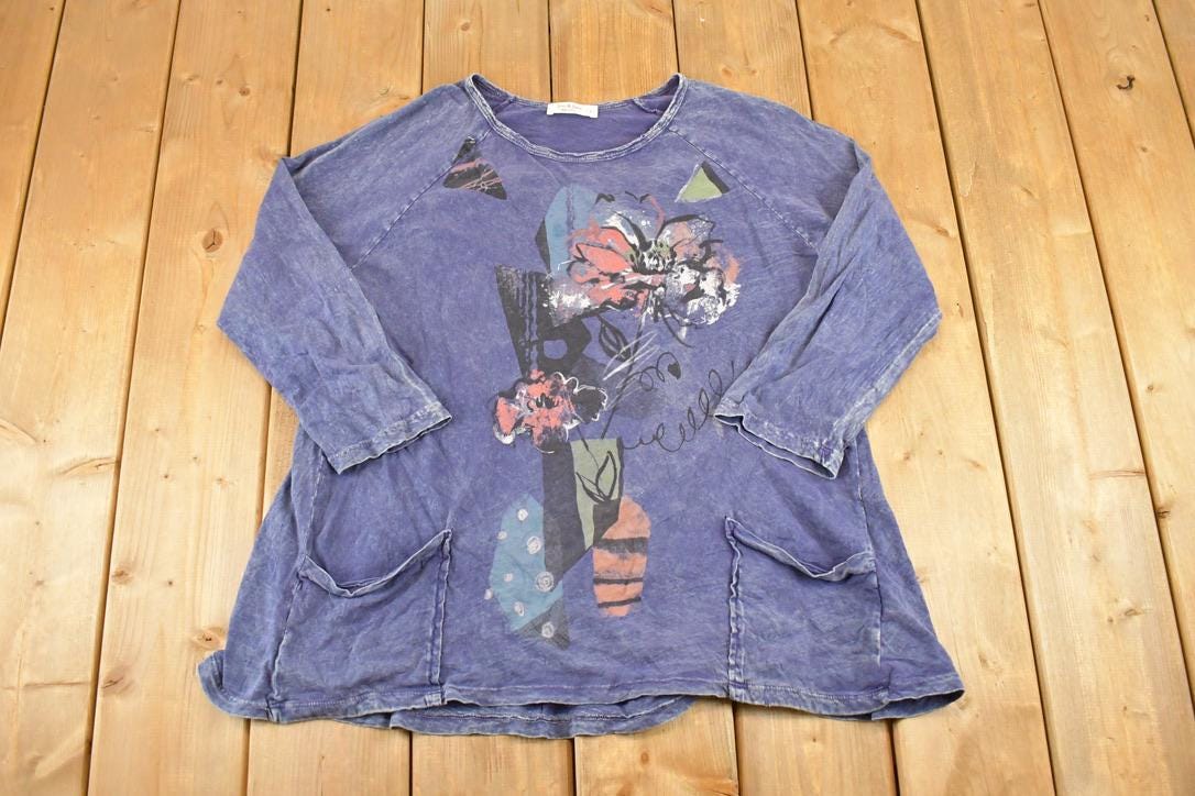 Vintage 1990s Jess And Jane Floral AOP Souvenir Shirt Womens M / 90s Crewneck / Travel Vacation Sweater