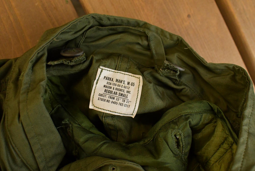 Vintage 1968 Military Hooded Lined Parka Jacket Men's Medium
