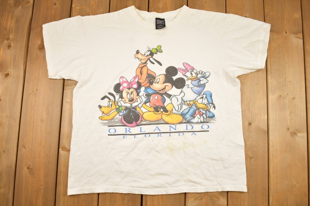 Vintage 1990s Disney World Orlando Graphic T Shirt