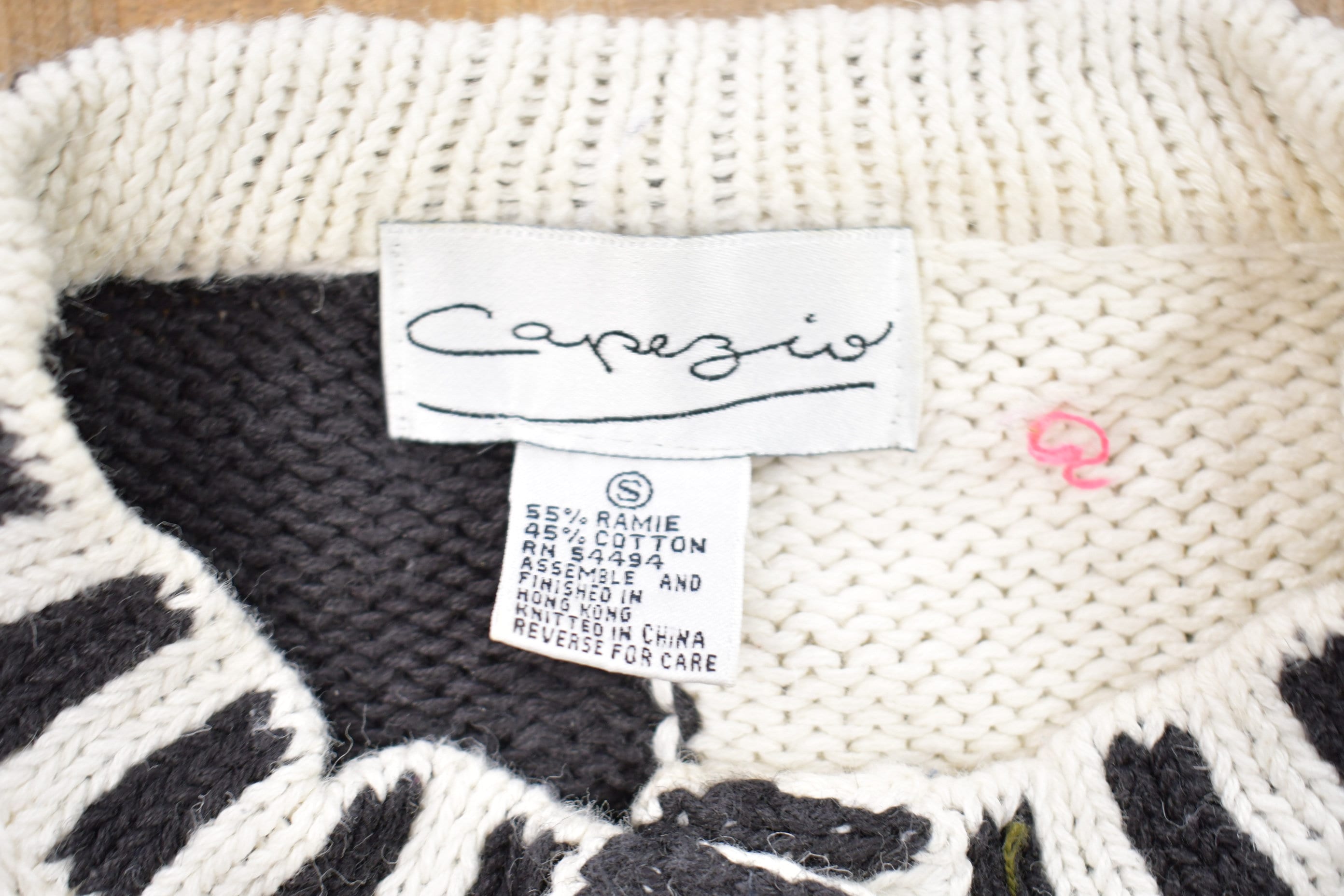Vintage 1980s Knitted Heart Graphic Cardigan Sweater