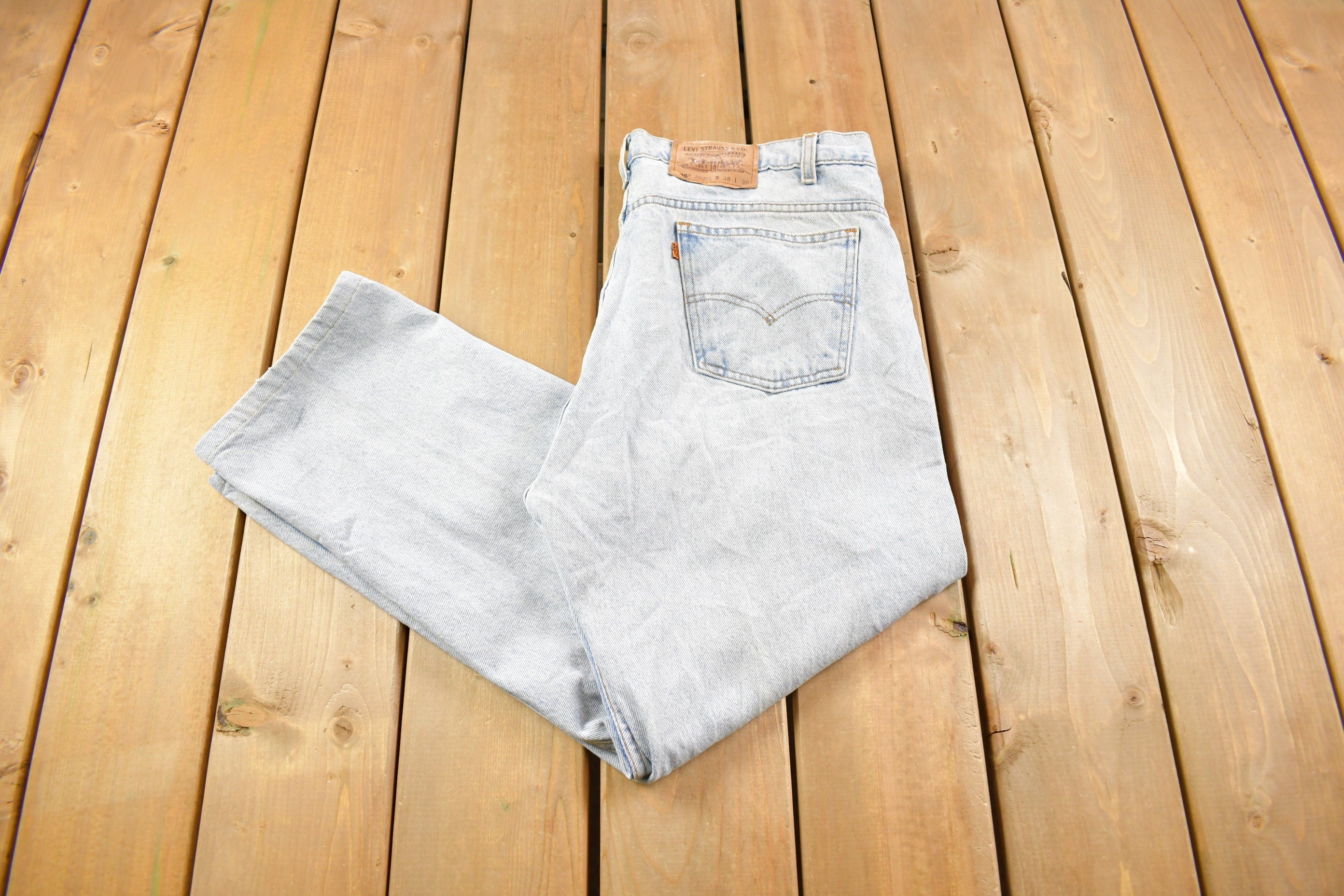 Vintage 1990s Levi's 505 Light Wash Jeans Size 36 x 26