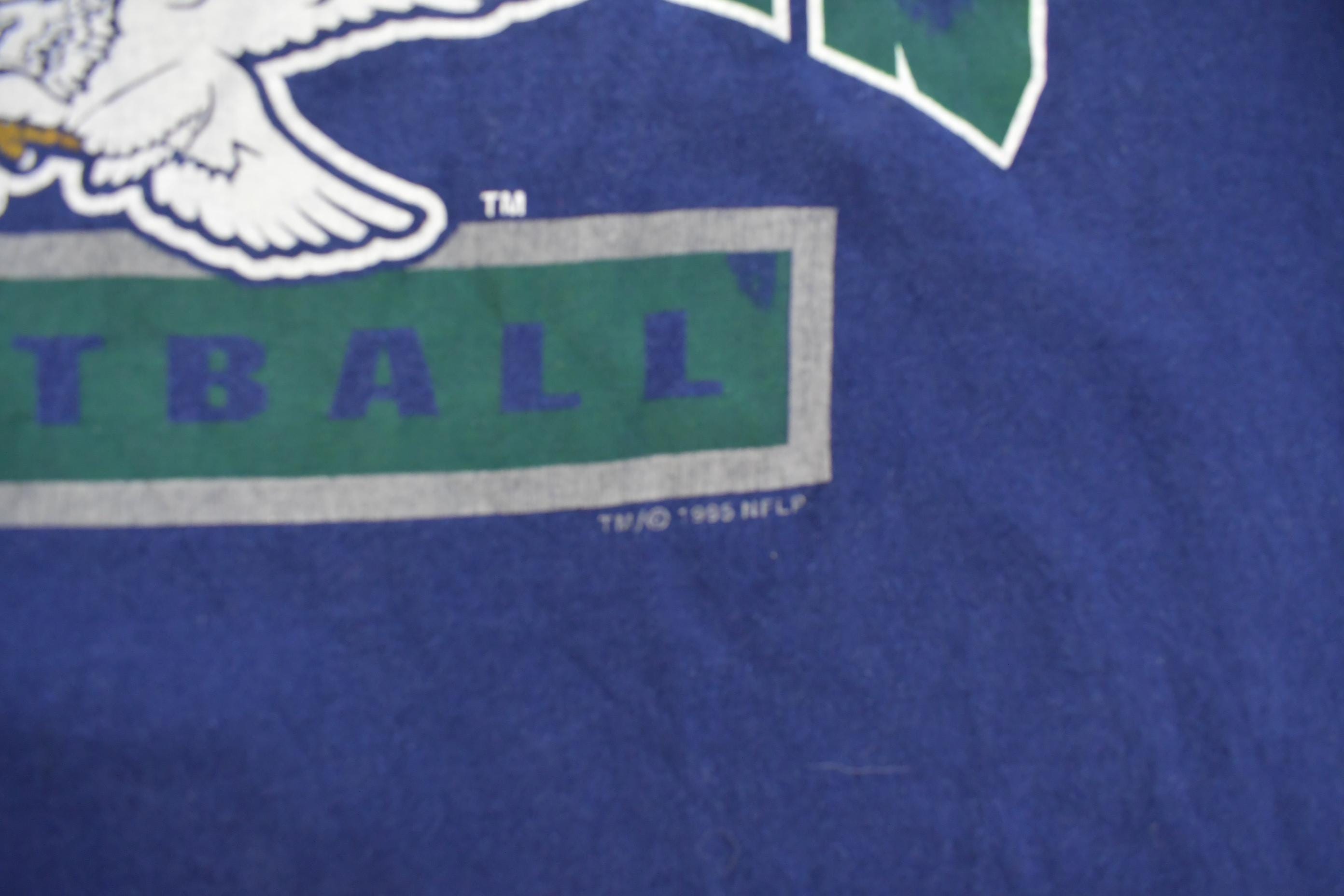 Vintage 1990s Philadelphia Eagles NFL Graphic T-Shirt Men's Large