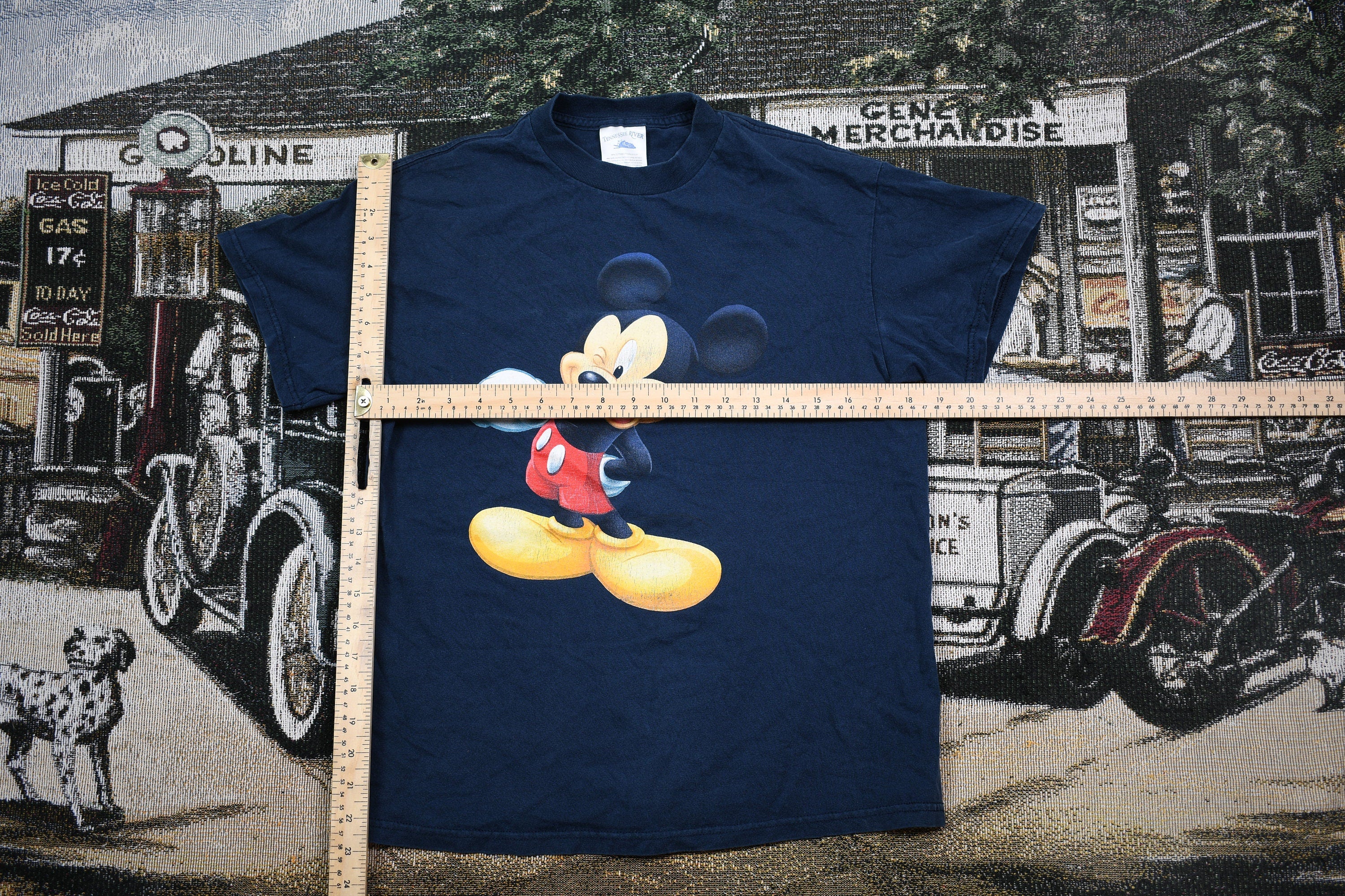 Vintage 1990s Disney Mickey Mouse Graphic T Shirt  Cartoon Graphic  Vintage Disney  80s  90s  Streetwear Fashion