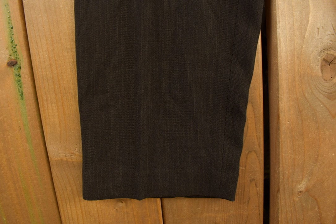 Vintage 1990's Pleated Pants 28 x 30