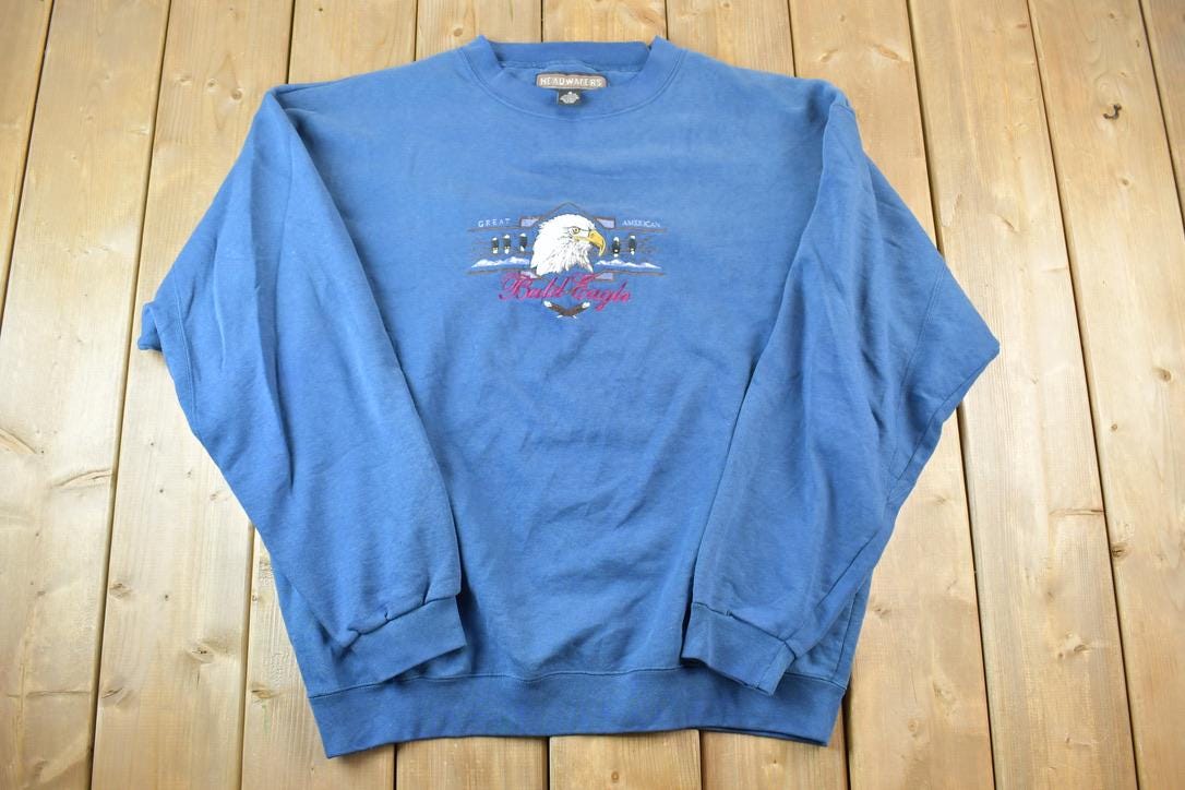 Vintage 1990s Bald Eagle Outdoorsman Crewneck Sweatshirt