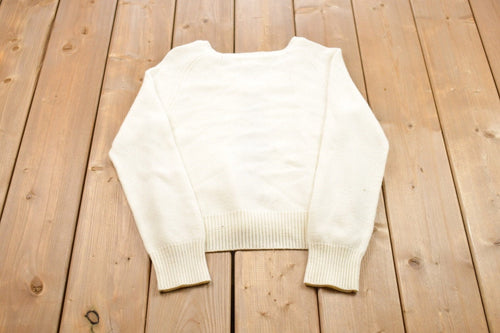 Vintage 1990s Knitted Argyle V-Neck Sweater / Vintage 90s V-Neck / Argyle Sweater / Argyle Knit / Sweatshirt / Abstract Pattern