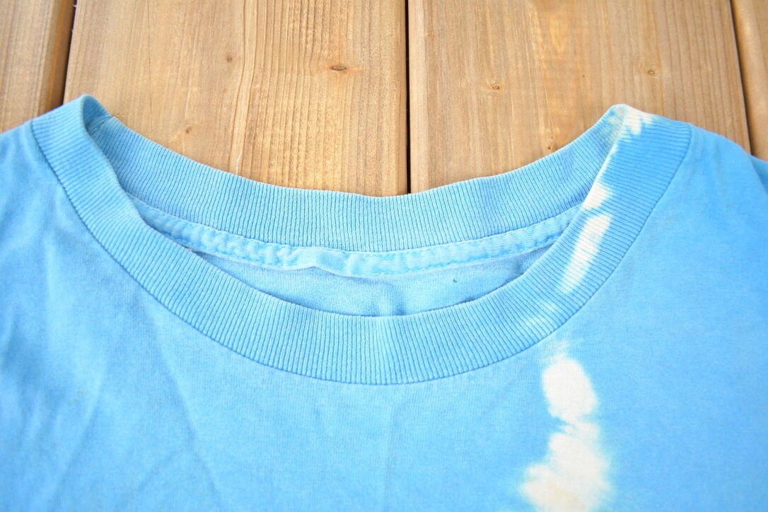Vintage 1990s Hyper Color Single Stitch Graphic T Shirt