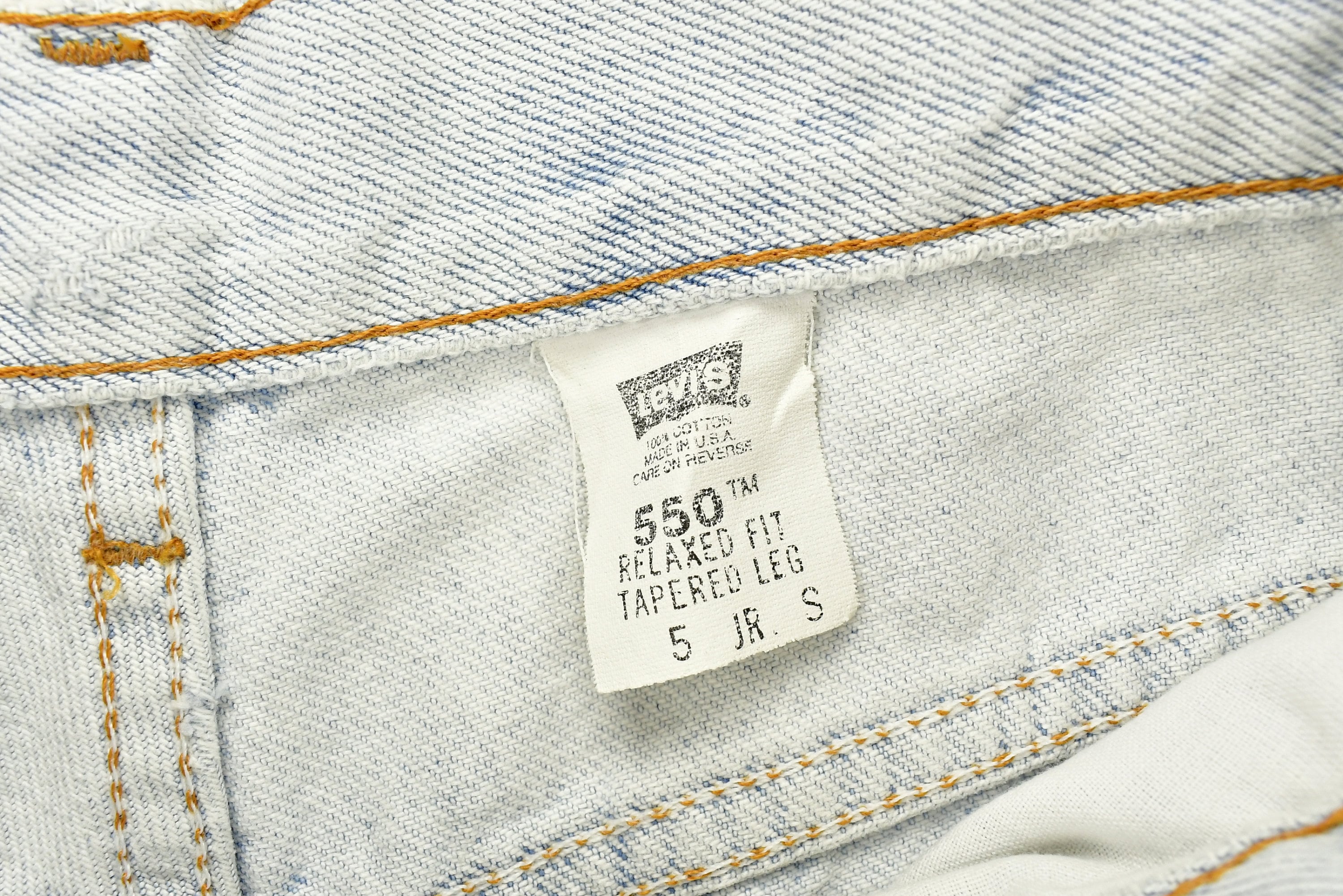 Vintage 1990s Levi's 550 Red Tab Jean Capris Shorts Size 5 JR Small