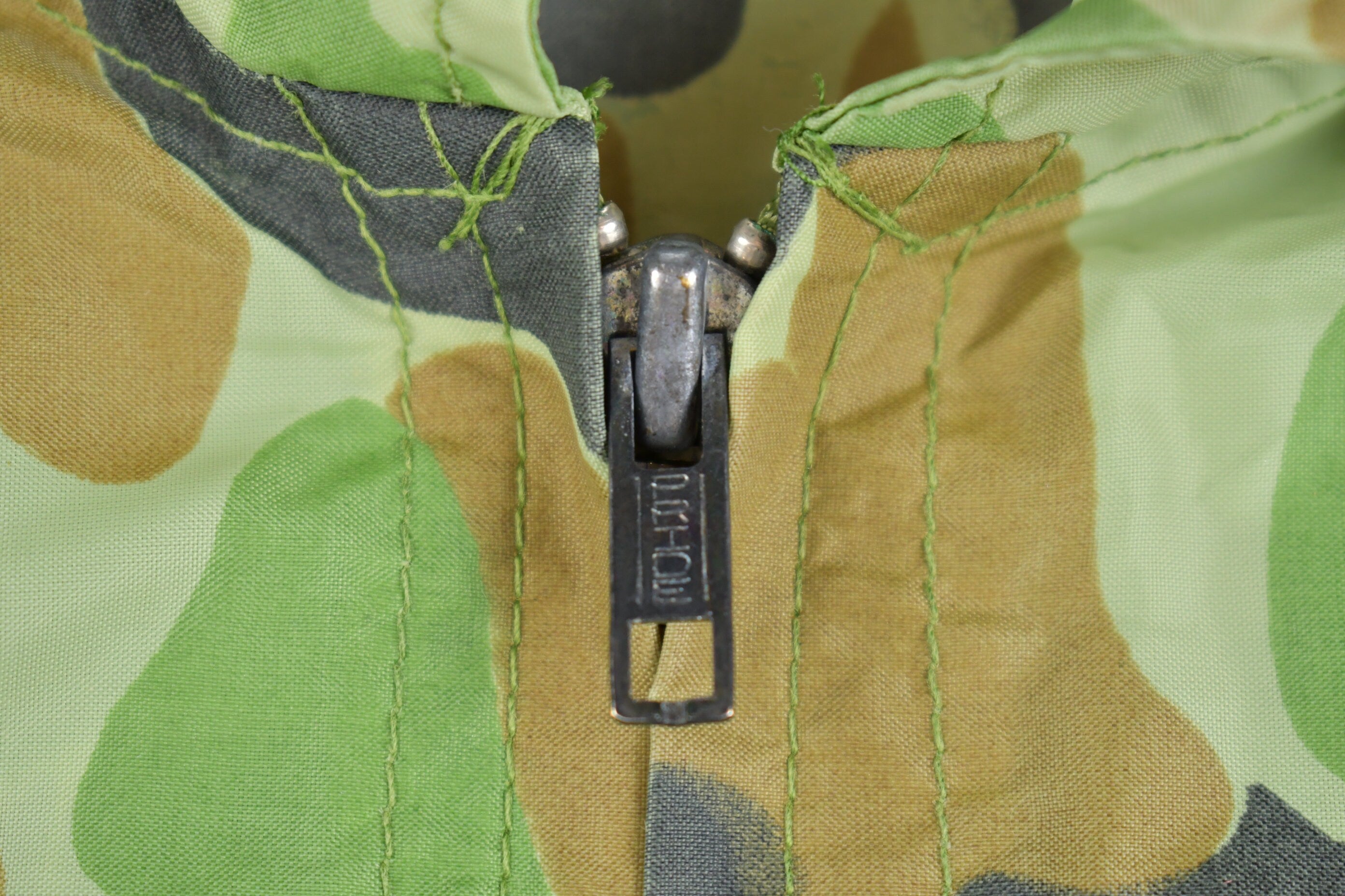 Vintage 1980s Sellers Inc Camo Windbreaker Jacket
