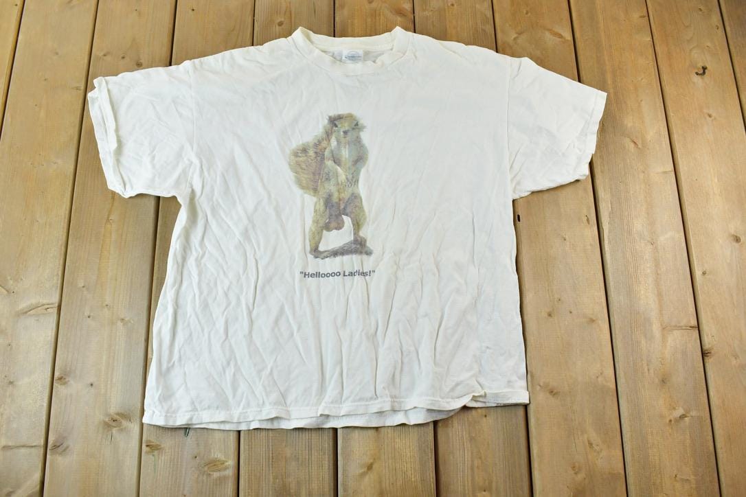 Vintage 1990s Hello Ladies Squirrel Comedy Graphic T-Shirt