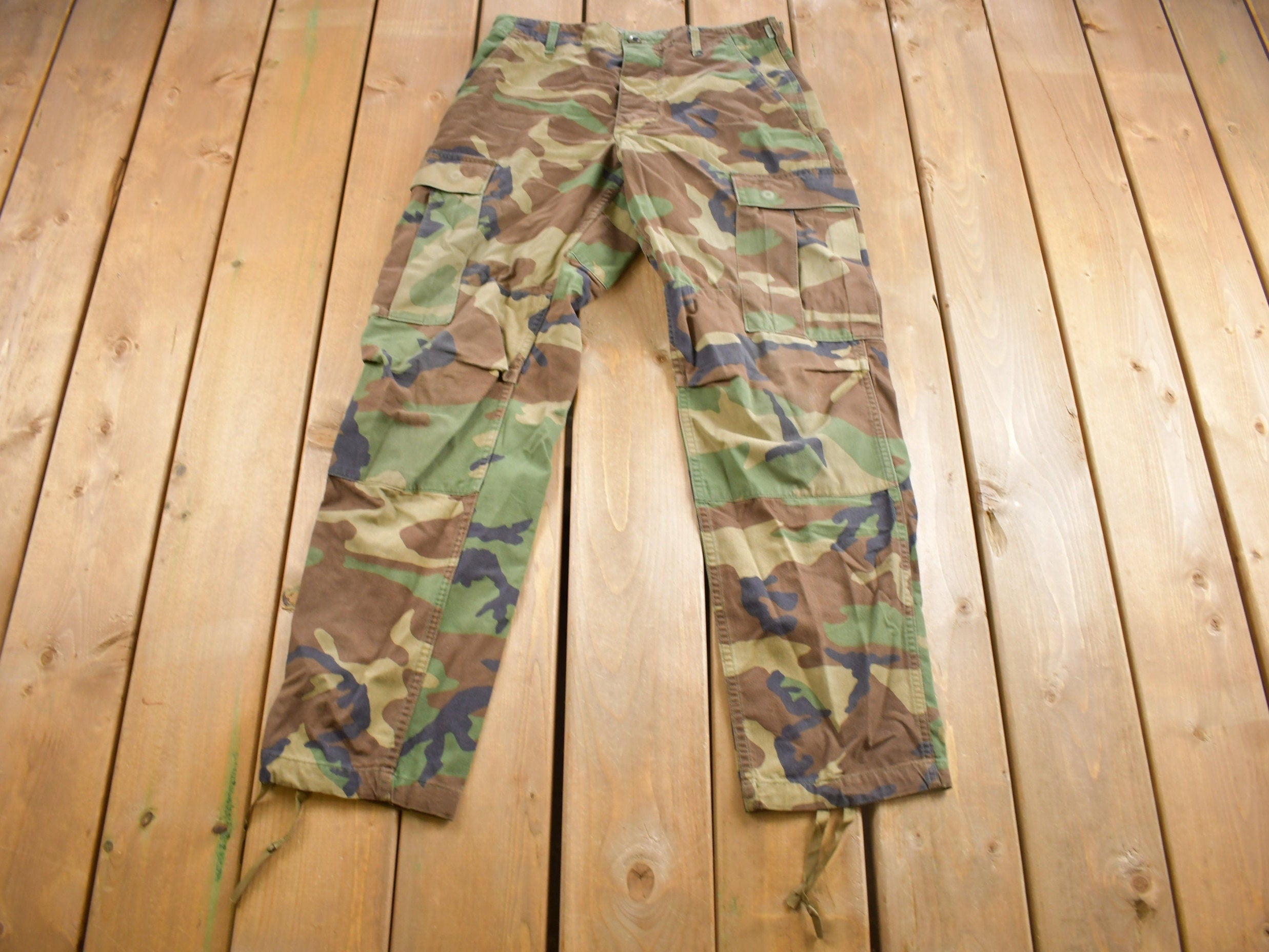 Vintage 1982 Army Woodland Camouflage Cargo Pants Size Small (32 x 29