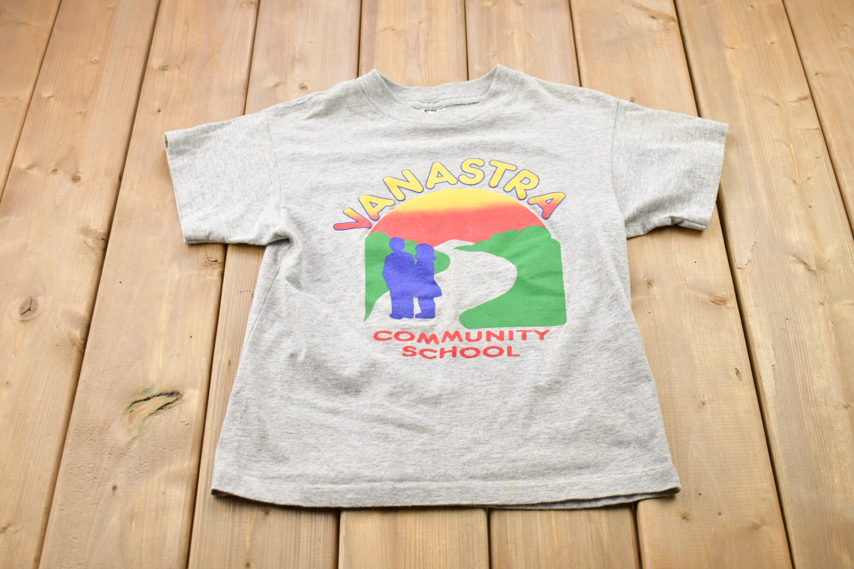 Vintage 1990s Vanastra Community School T-Shirt