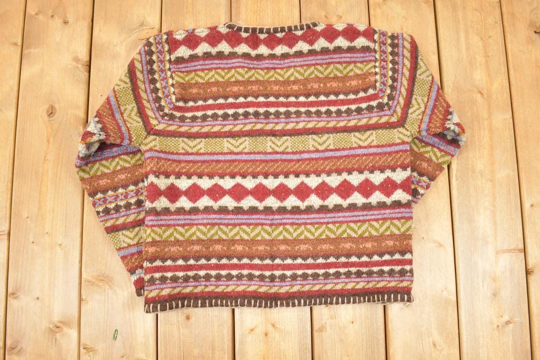 Vintage 1980s Woolrich Abstract Knit V Neck Sweater Women's S
