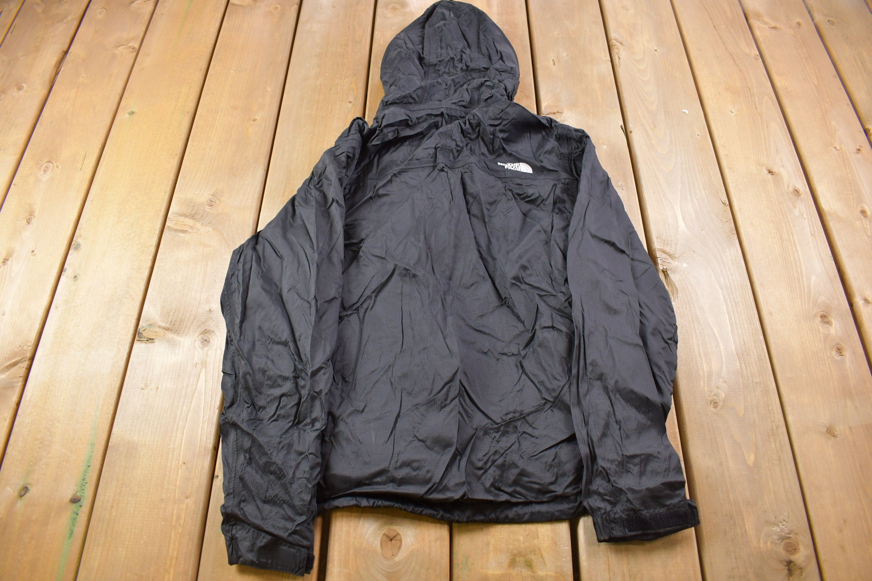 Vintage 1990s The North Face Mesh Lined HyVent Windbreaker Jacket