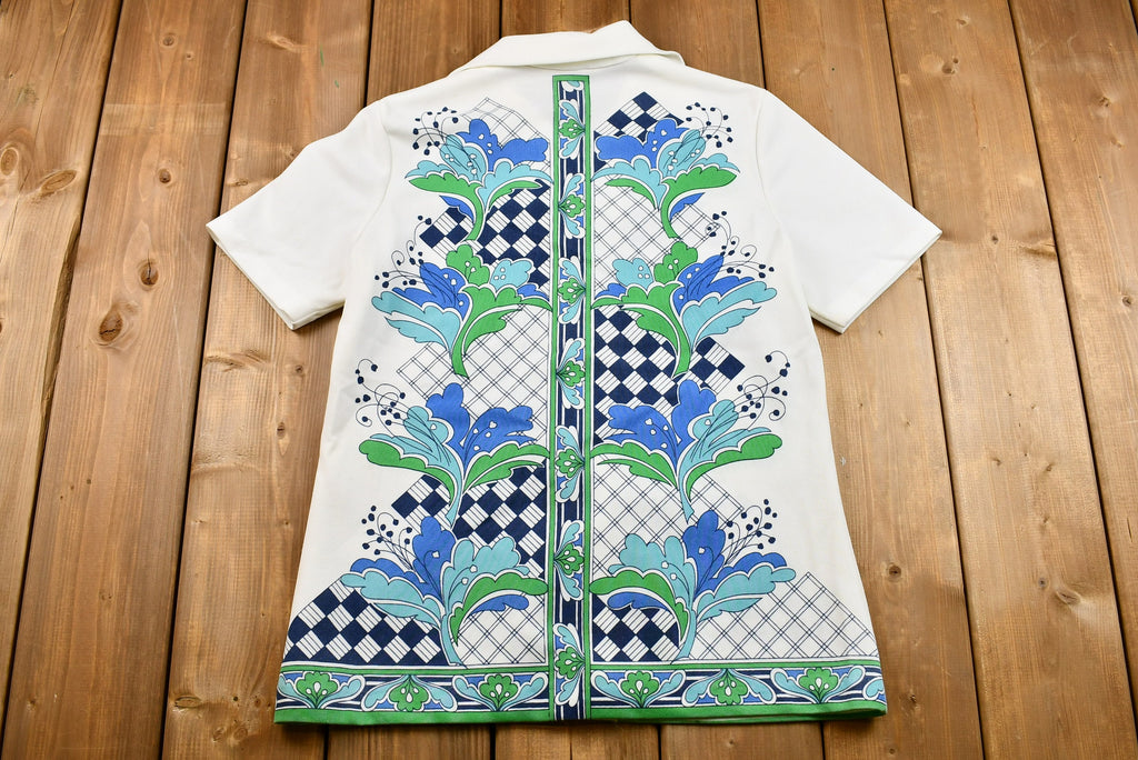 Vintage 1970s Abstract Floral Print Short Sleeve Button-Up Blouse