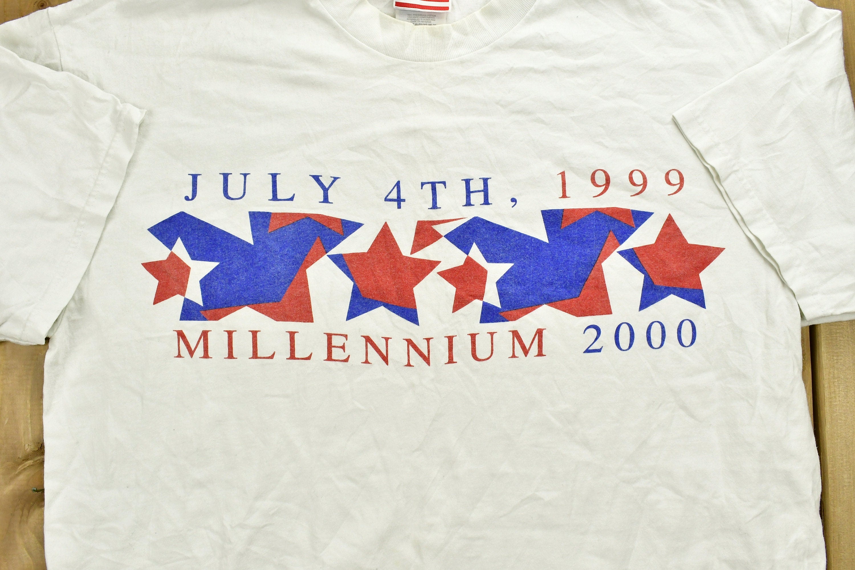 Vintage 1999-2000 July 4th Millennium T-Shirt