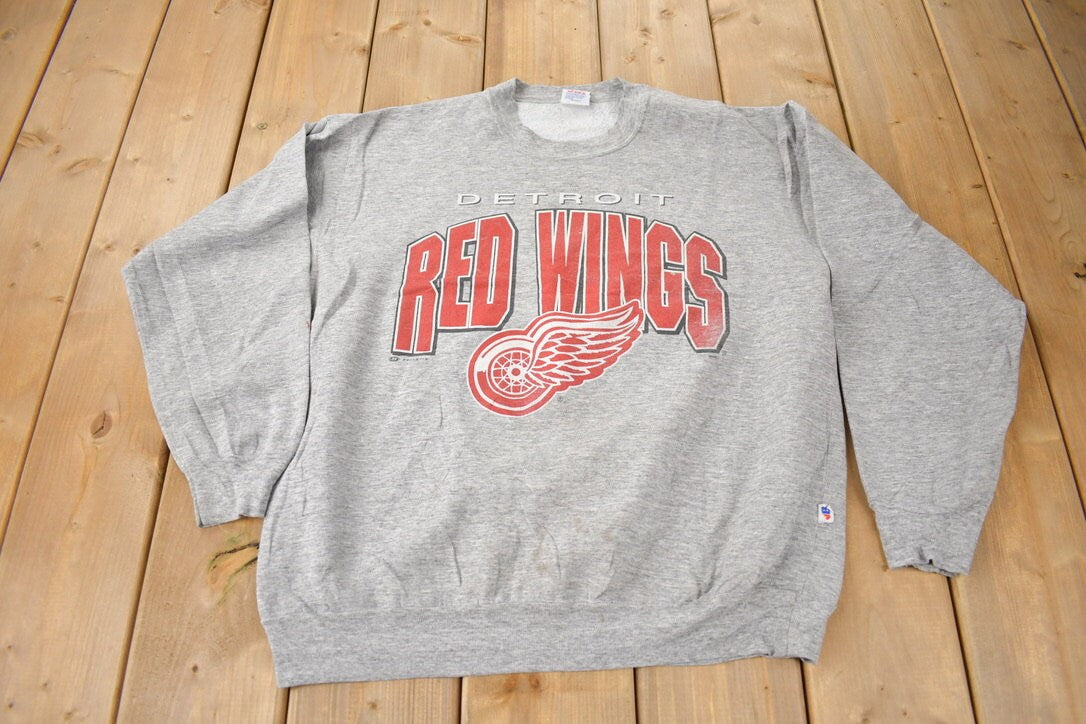 Vintage 1990s Detroit Redwings NHL Hockey Crewneck Sweatshirt Made In Canada