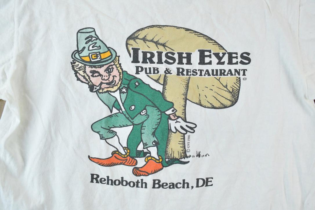 Vintage 1990s Irish Eyes Pub Single Stitch T-Shirt