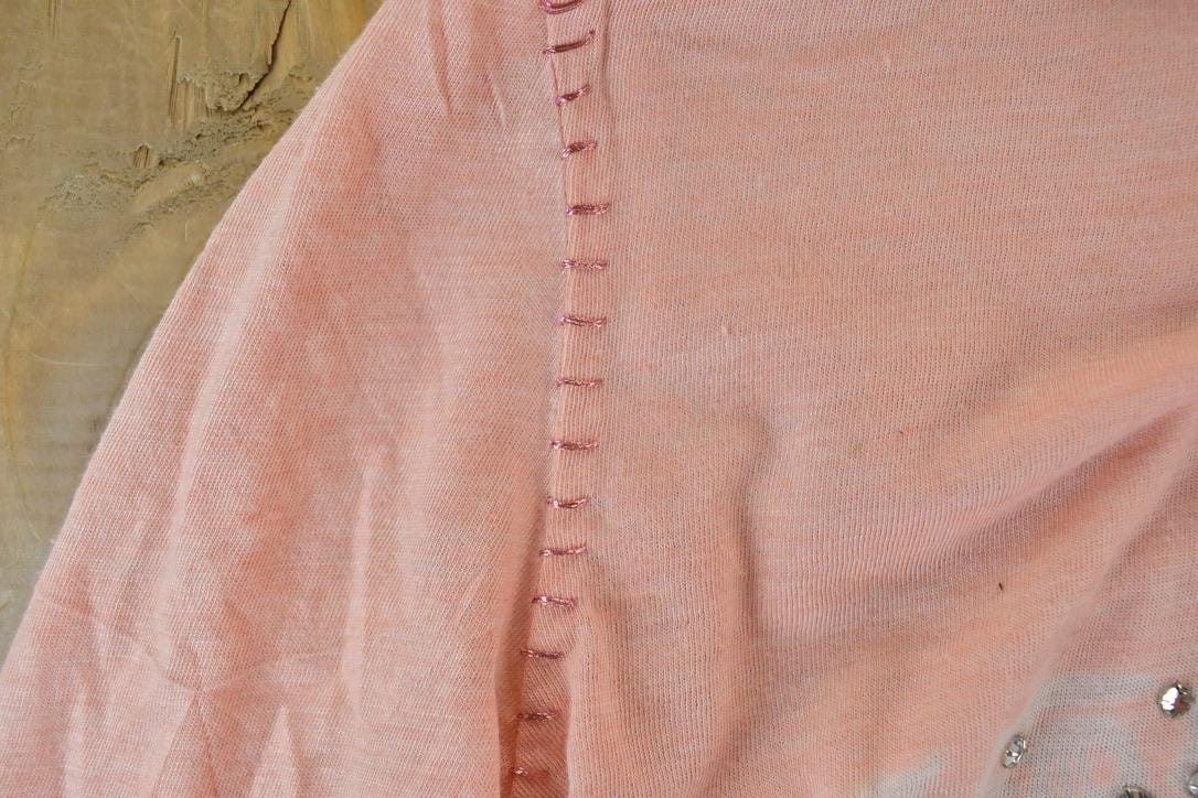 Women Vintage Pink Vigoss Y2K T-Shirt / Vigoss Grunge Skull Print / Contrast Stitch / Internet Famous Clothing / Over Dyed / Y2K Bedazzled