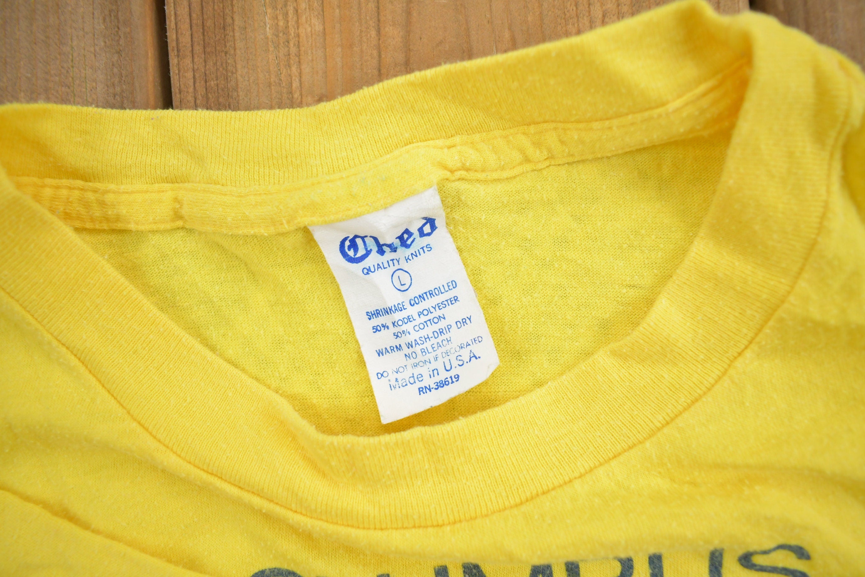 Vintage 1980s Columbus Bank One Marathon Official Graphic T Shirt