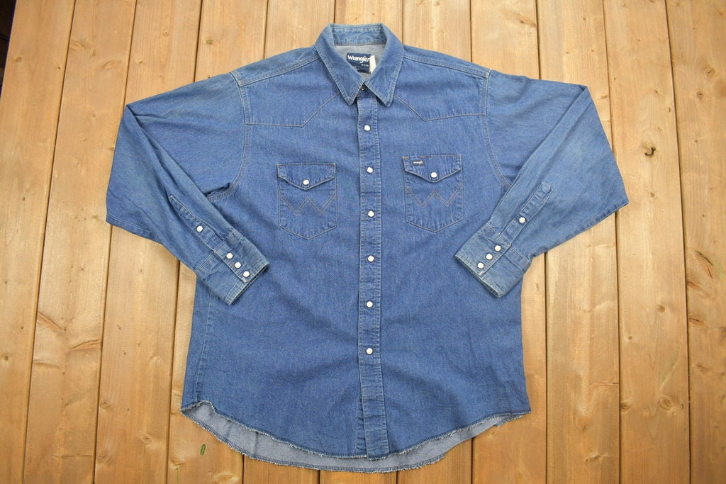 Vintage 1990s Wrangler Western Style Denim Snap Button Shirt