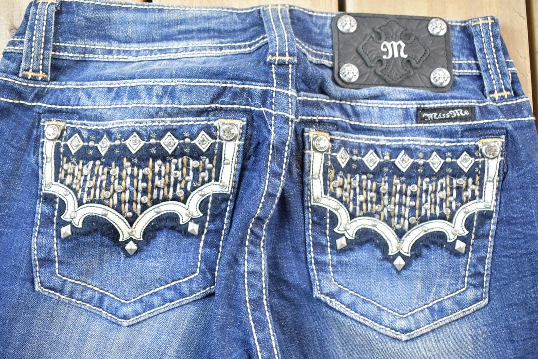 Vintage Y2K Miss Me Bedazzled Low Rise Jeans Size 26x31